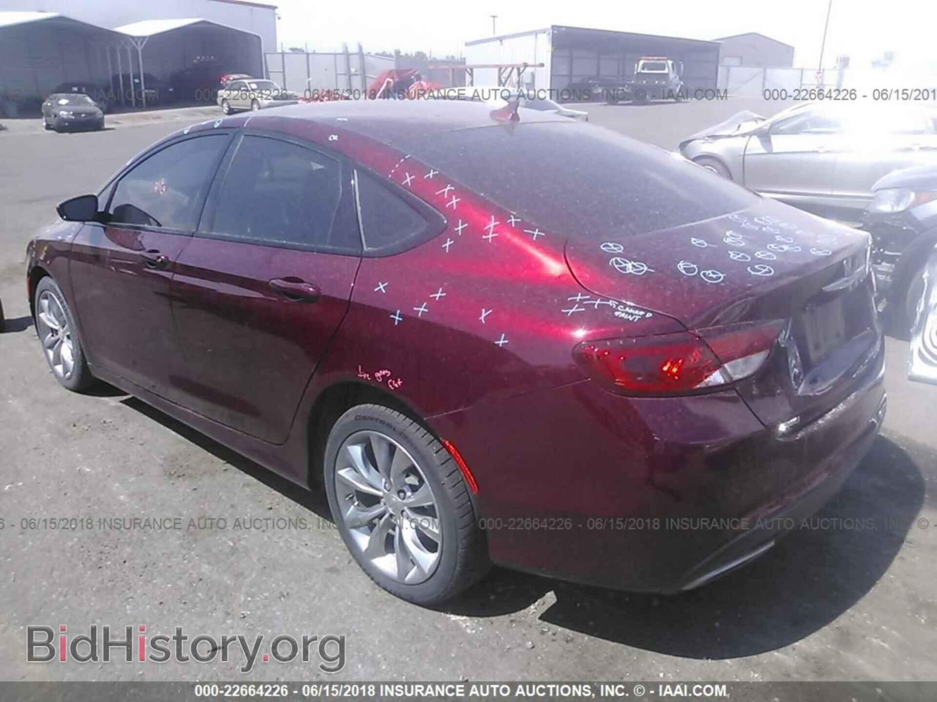2015 Chrysler 200 - VIN: 1C3CCCDG7FN736415 - Photo 3