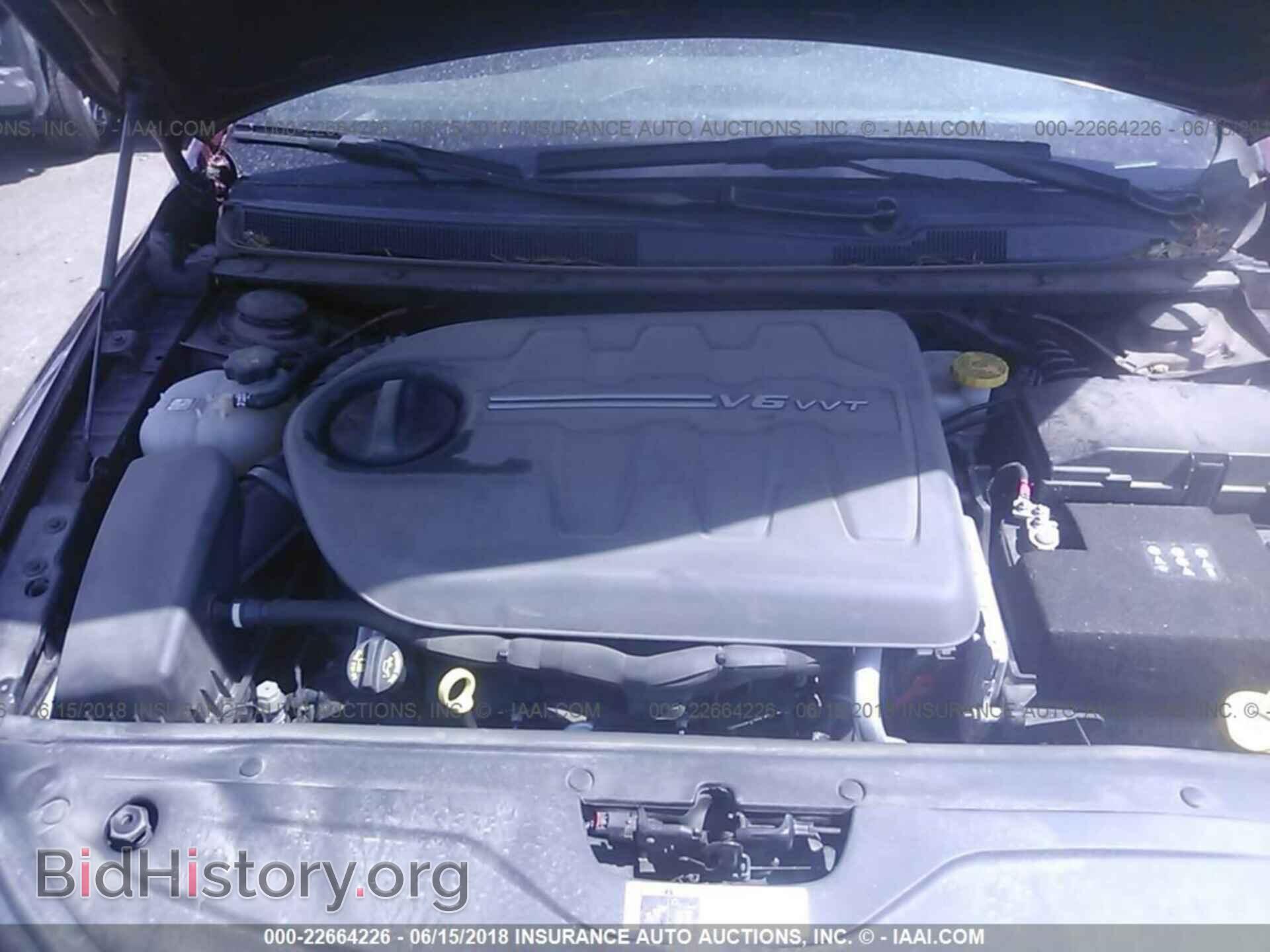 2015 Chrysler 200 - VIN: 1C3CCCDG7FN736415 - Photo 10