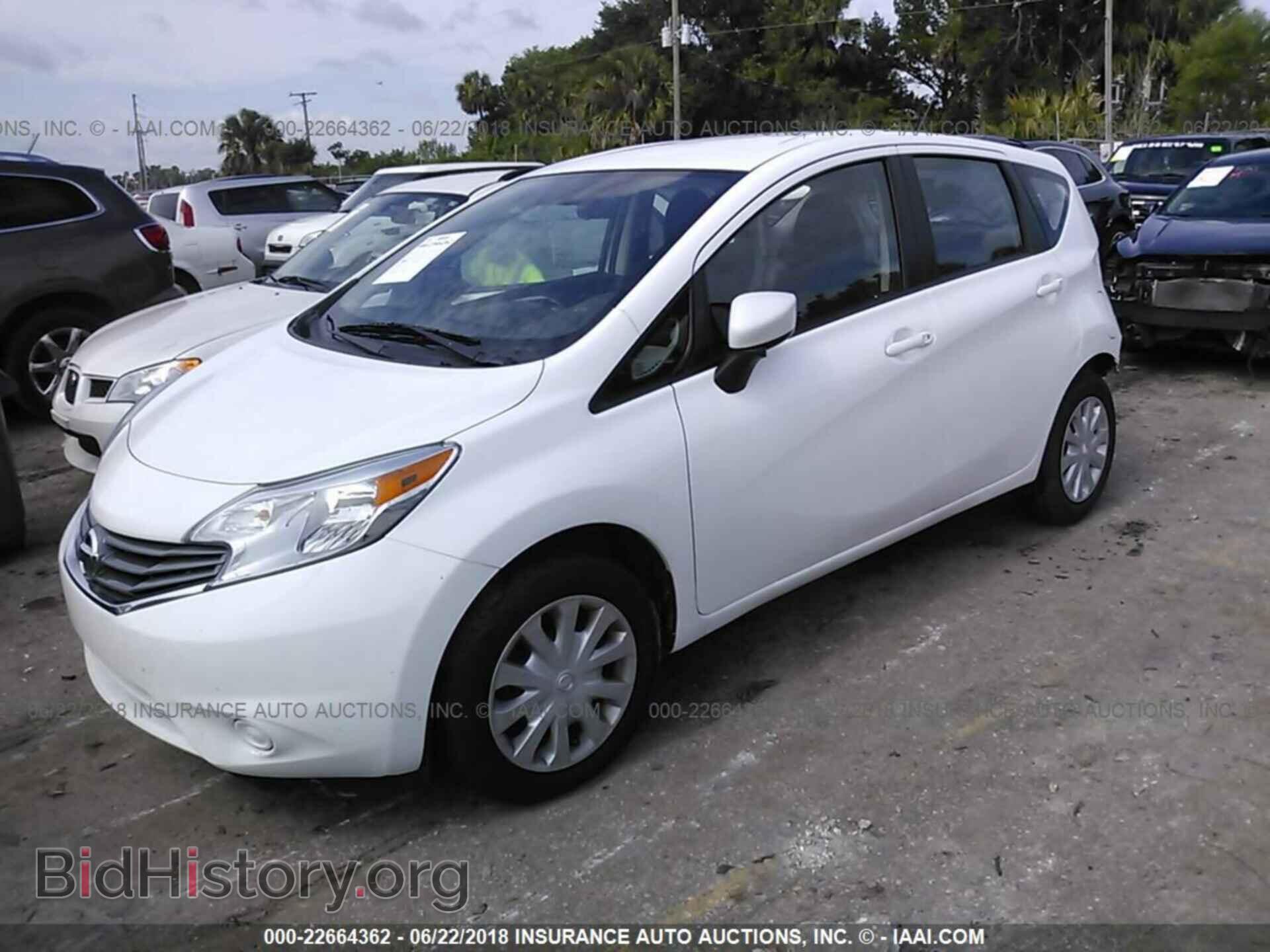 2016 Nissan Versa note - VIN: 3N1CE2CP9GL362914 - Фото 2