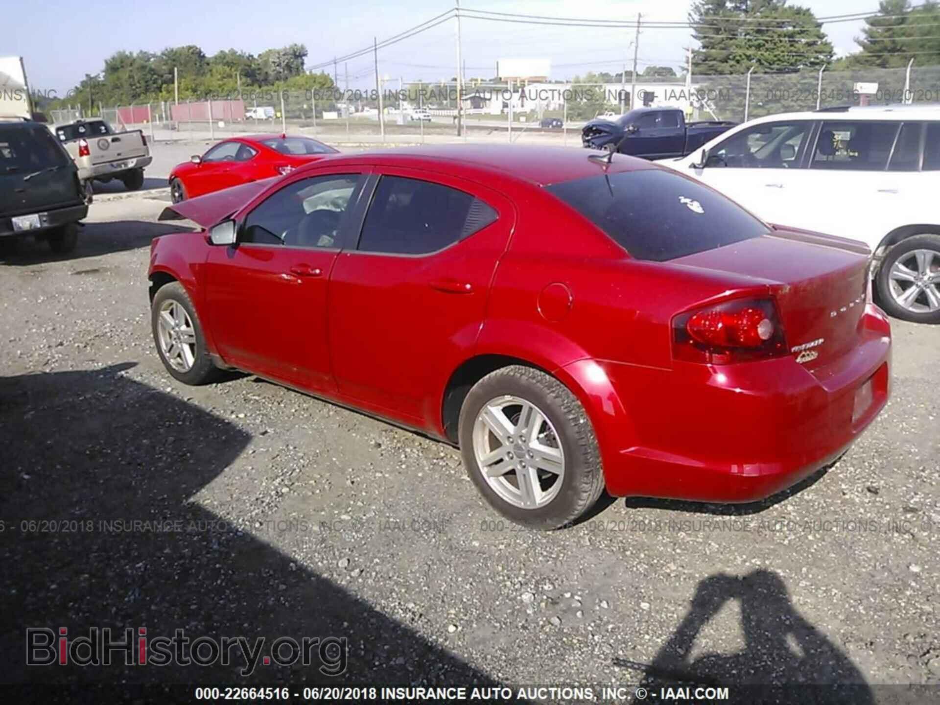 2011 Dodge Avenger - VIN: 1B3BD1FB3BN583621 - Photo 3