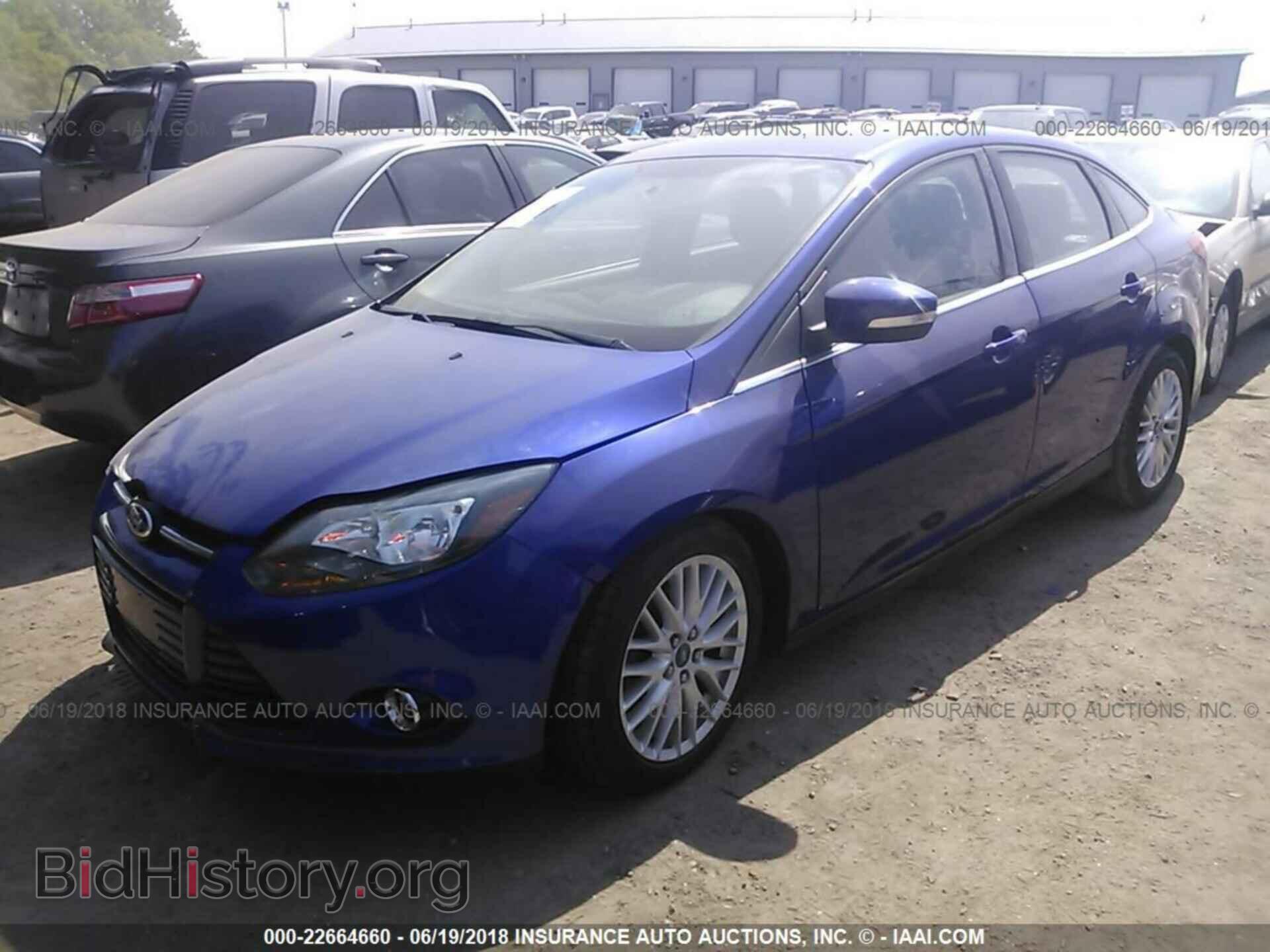 2014 Ford Focus - VIN: 1FADP3J2XEL221339 - Photo 2