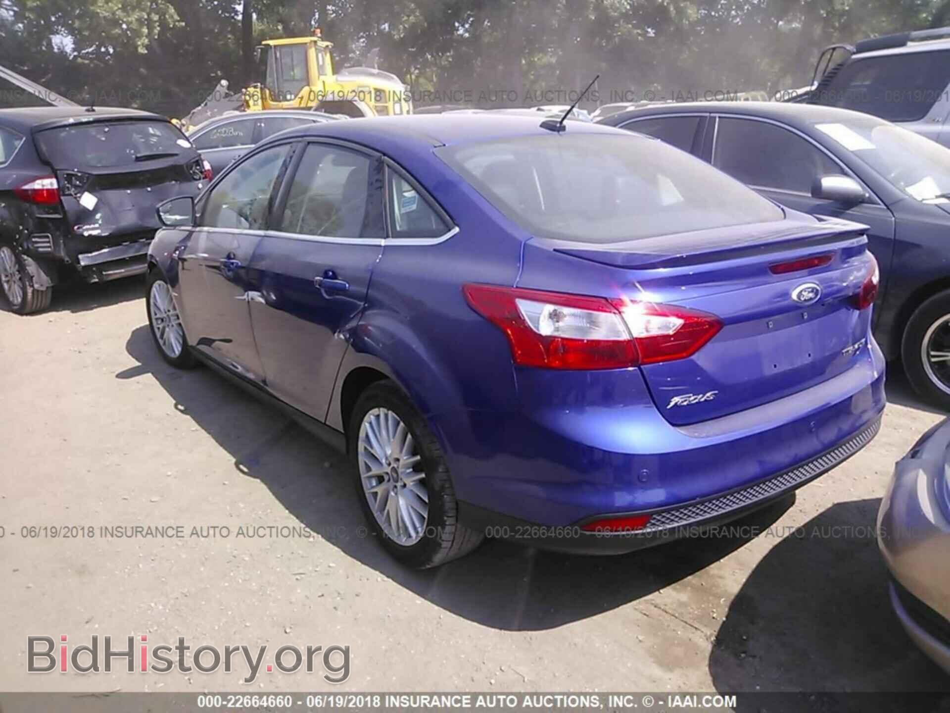 2014 Ford Focus - VIN: 1FADP3J2XEL221339 - Photo 3