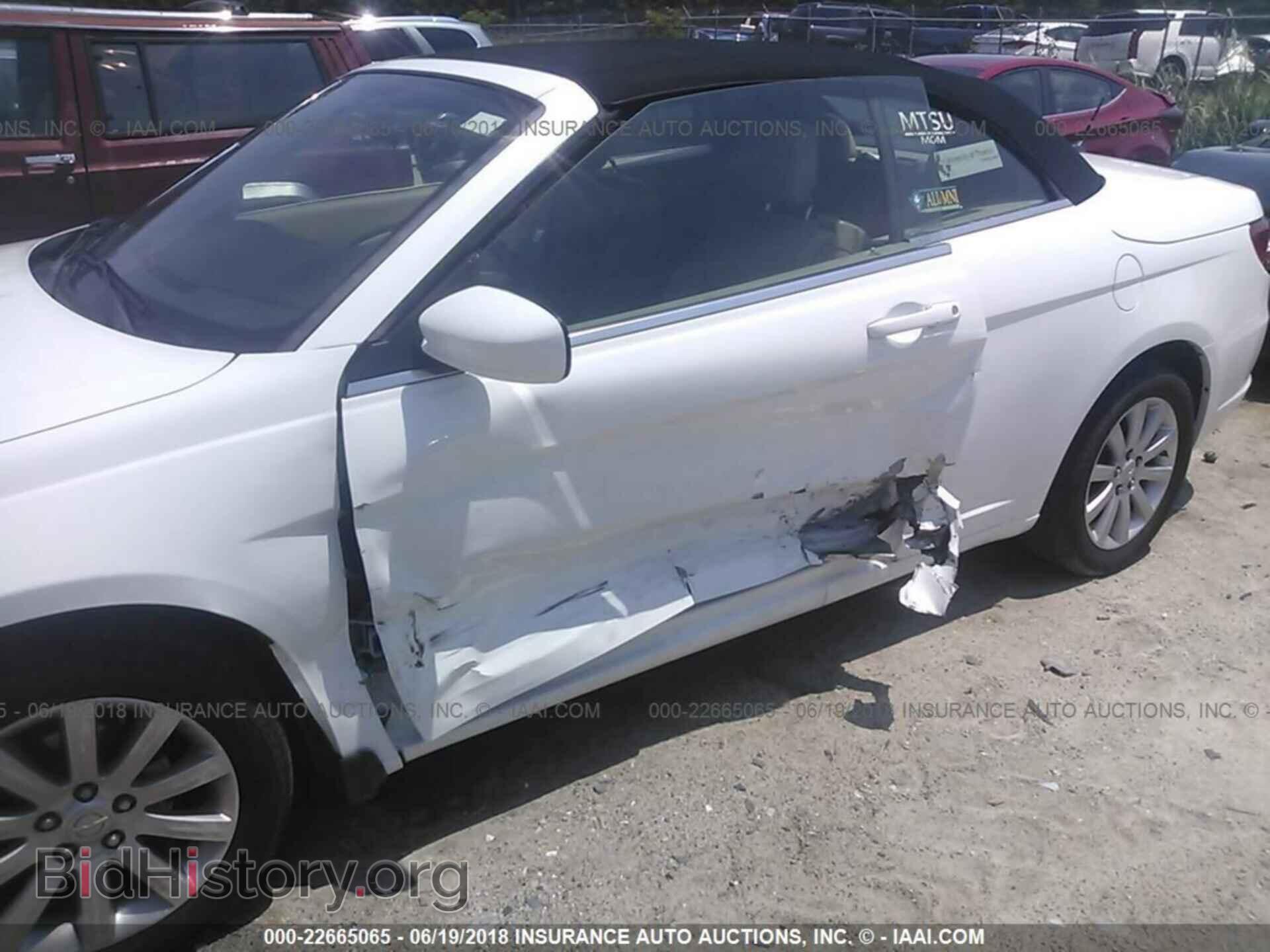 2011 Chrysler 200 - VIN: 1C3BC2EG1BN623722 - Фото 6