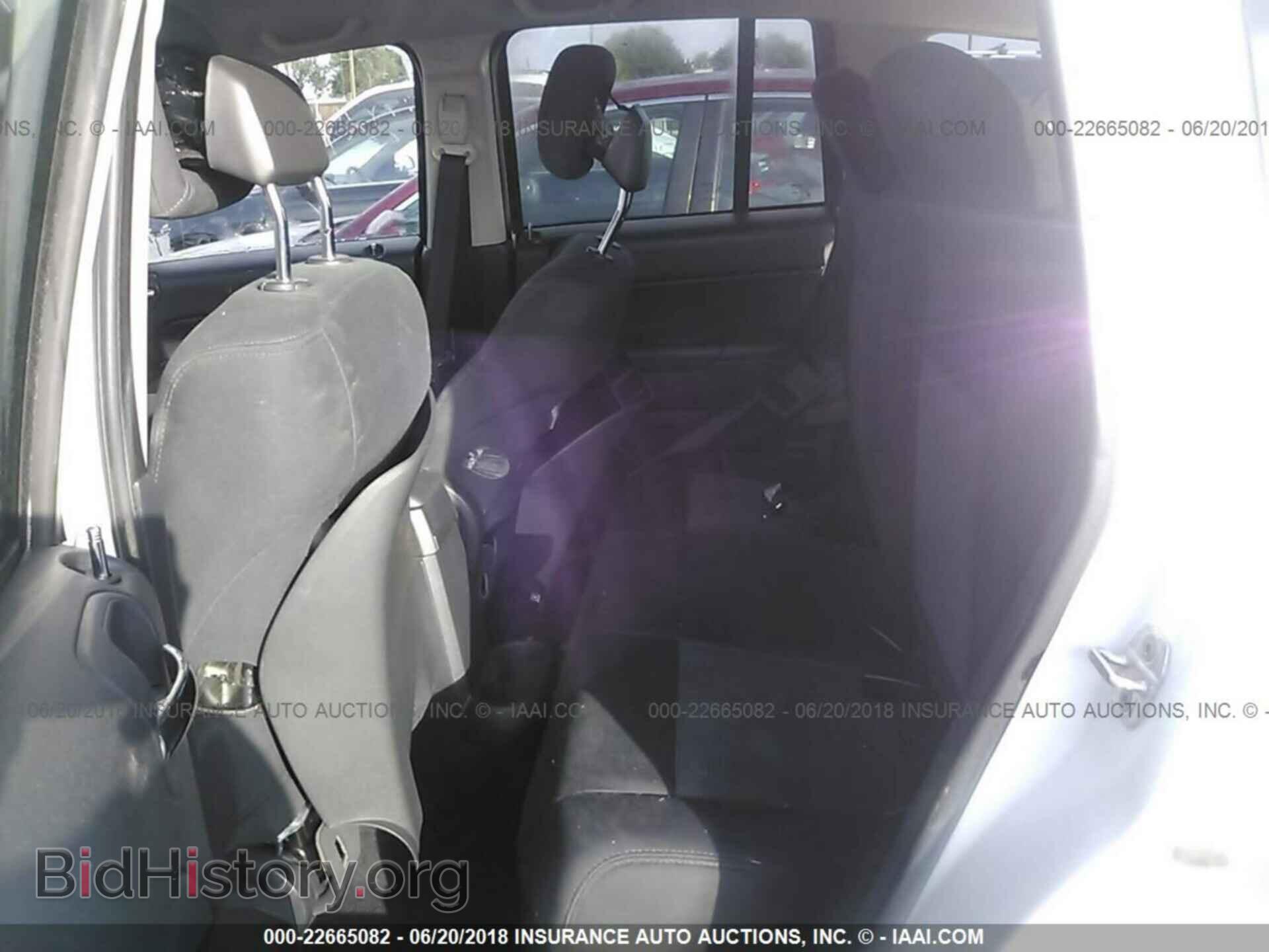 2011 JEEP COMPASS - VIN: 1J4NF1FB9BD169796 - Фото 8