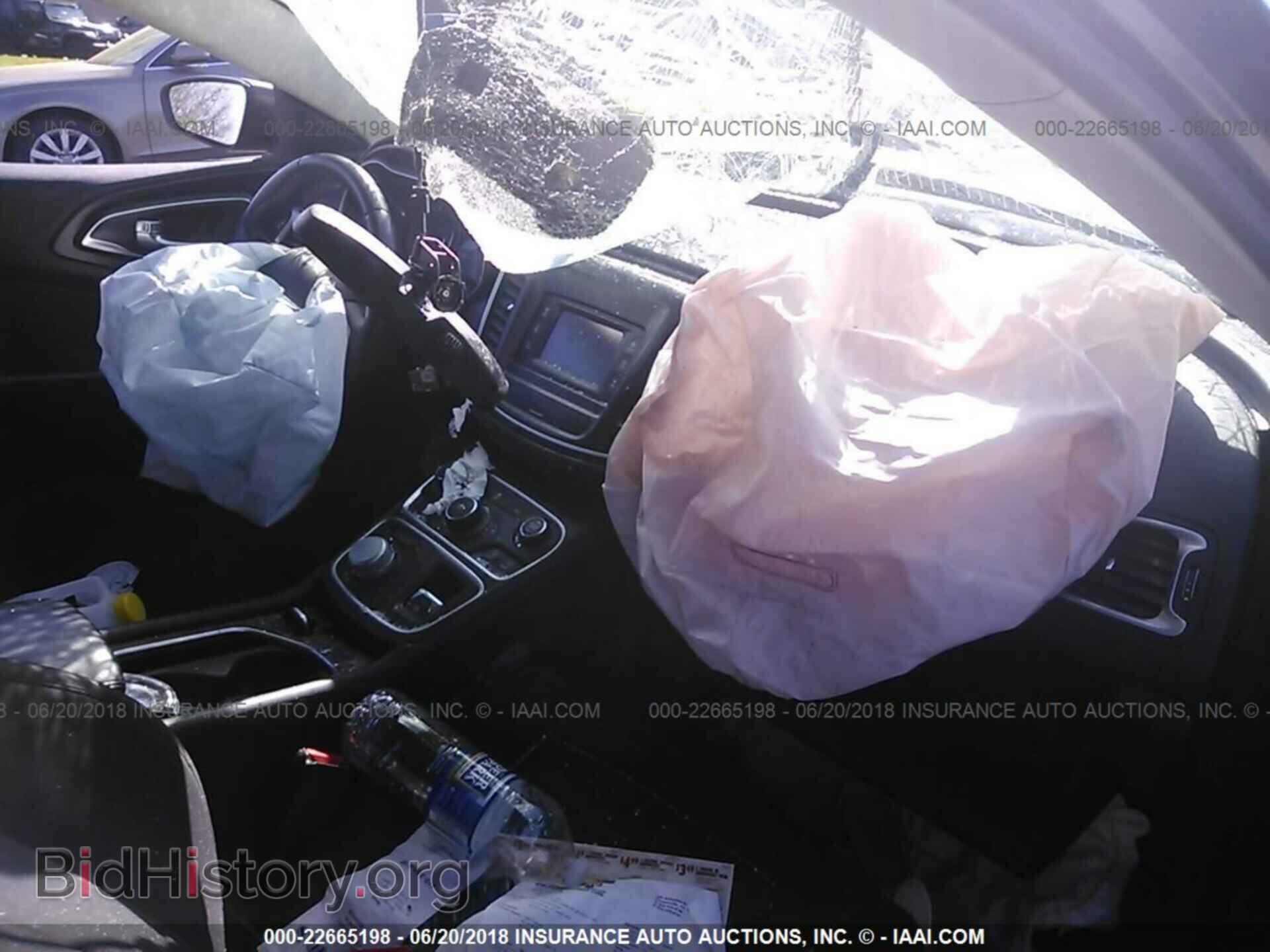 2015 Chrysler 200 - VIN: 1C3CCCAB6FN744367 - Photo 5