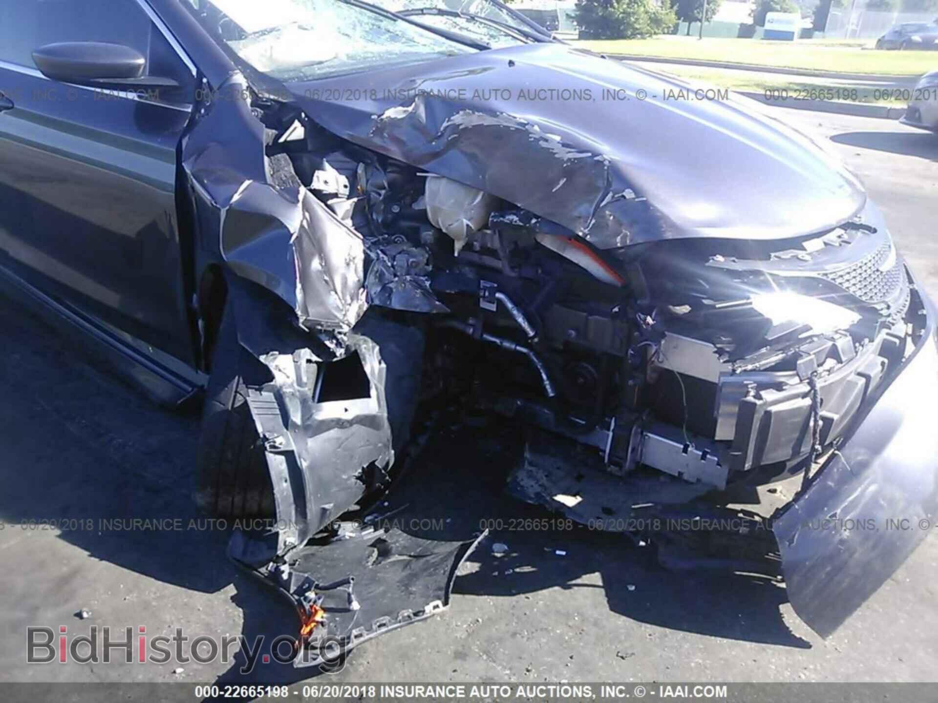 2015 Chrysler 200 - VIN: 1C3CCCAB6FN744367 - Photo 6