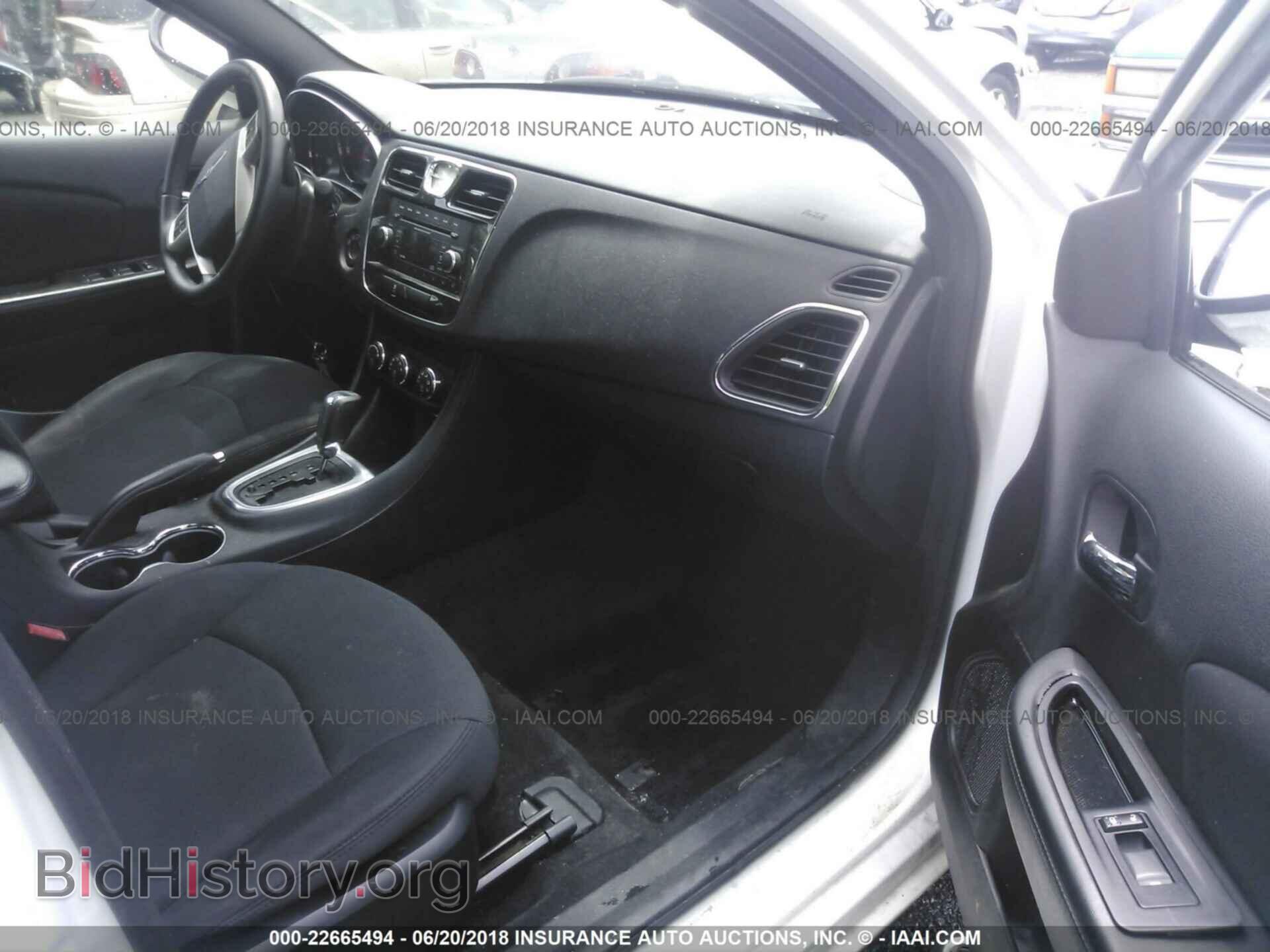 2013 Chrysler 200 - VIN: 1C3CCBBB4DN656147 - Photo 5