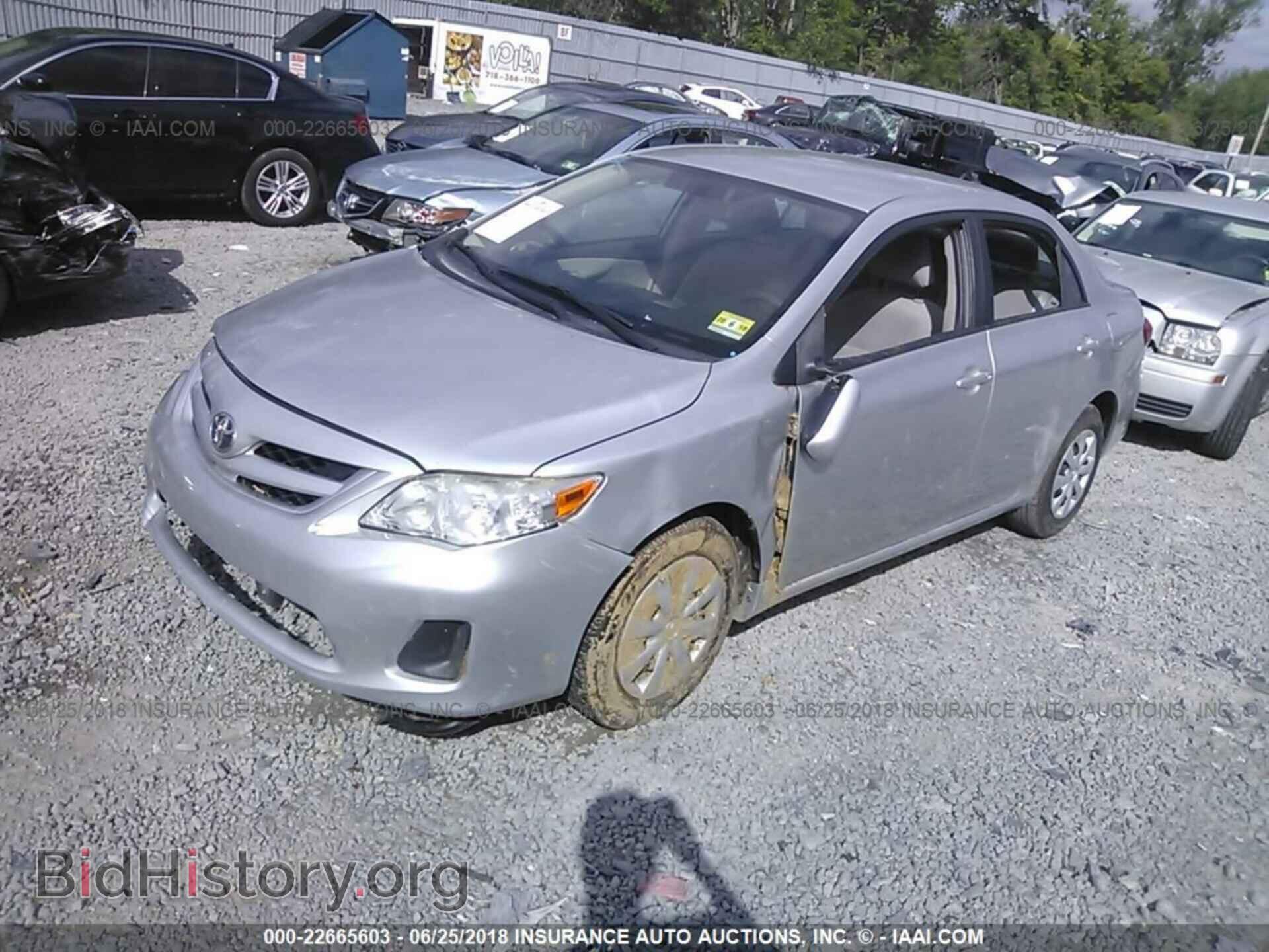 2011 Toyota Corolla - VIN: JTDBU4EEXB9137969 - Фото 2