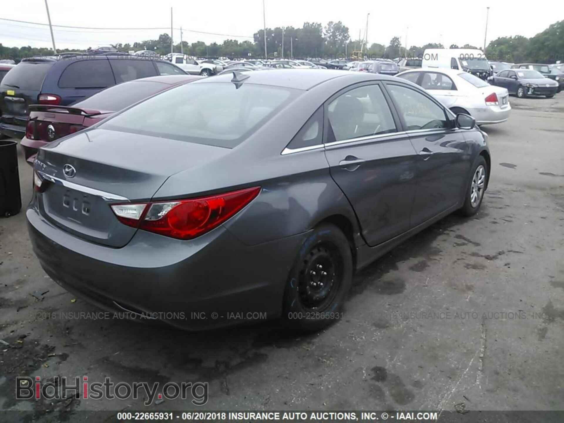 2012 Hyundai Sonata - VIN: 5NPEB4AC8CH318360 - Фото 4
