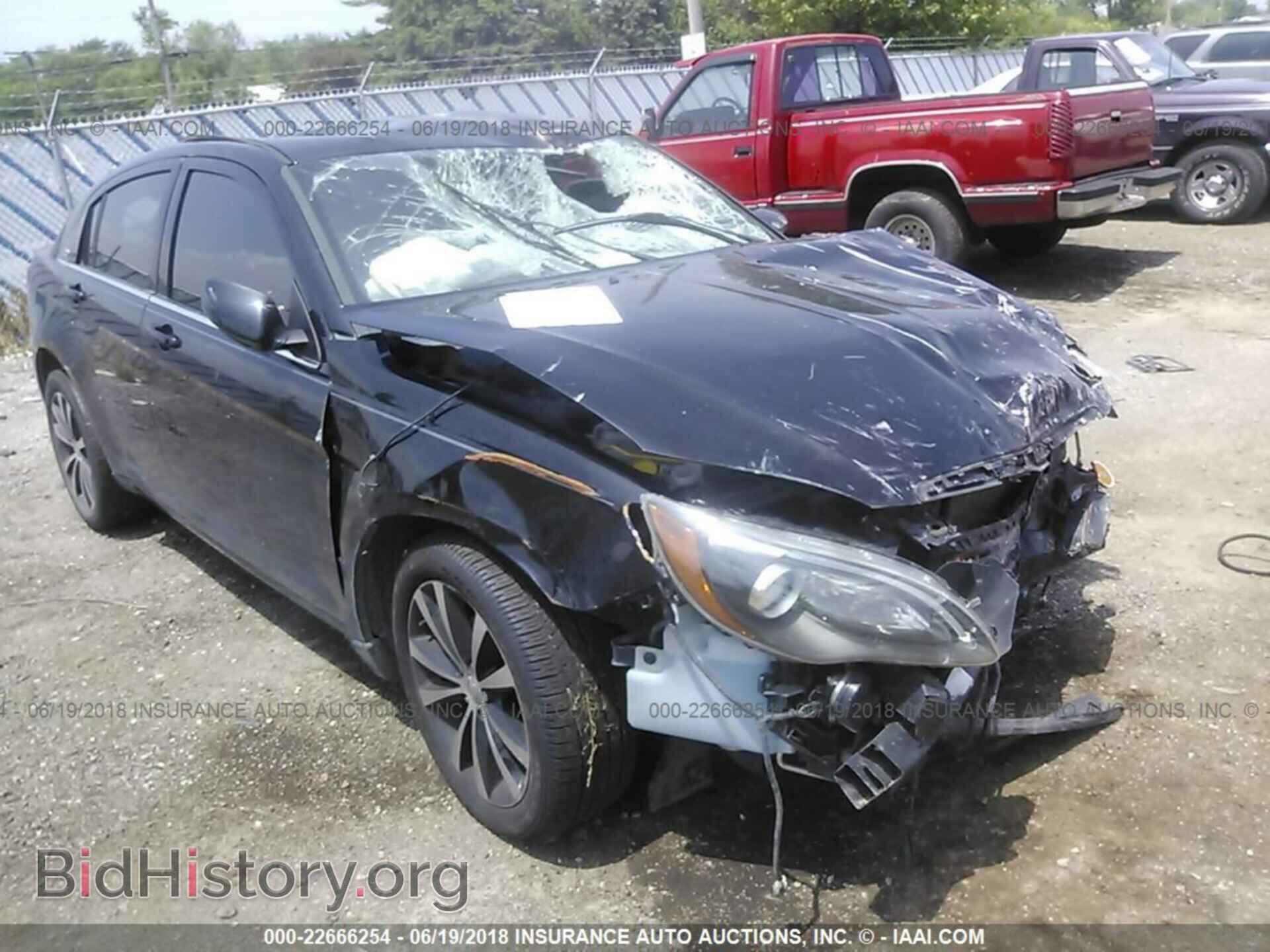 Photo 1C3CCBBB6DN655324 - Chrysler 200 2013