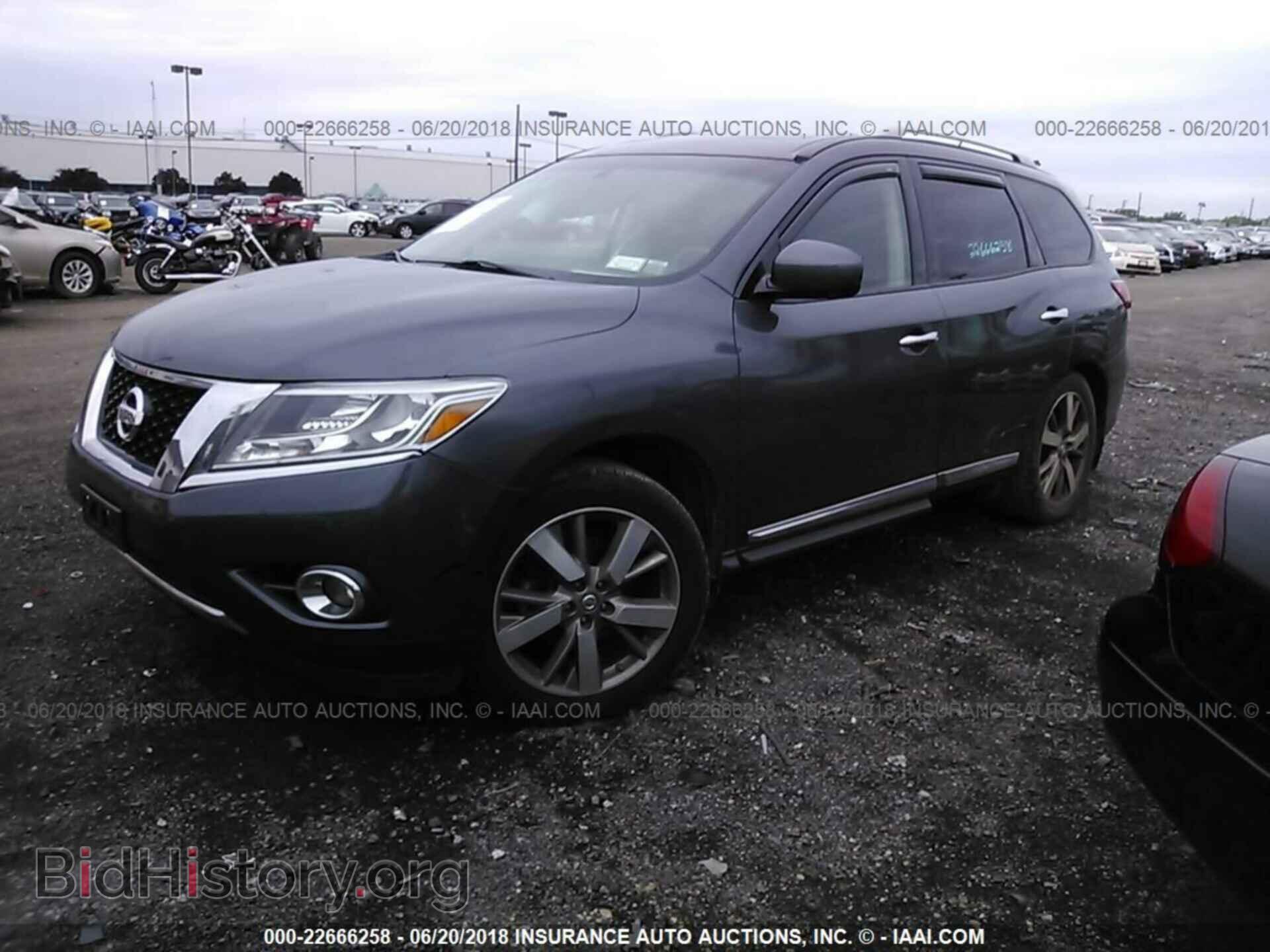 2013 Nissan Pathfinder - VIN: 5N1AR2MM2DC608010 - Фото 2