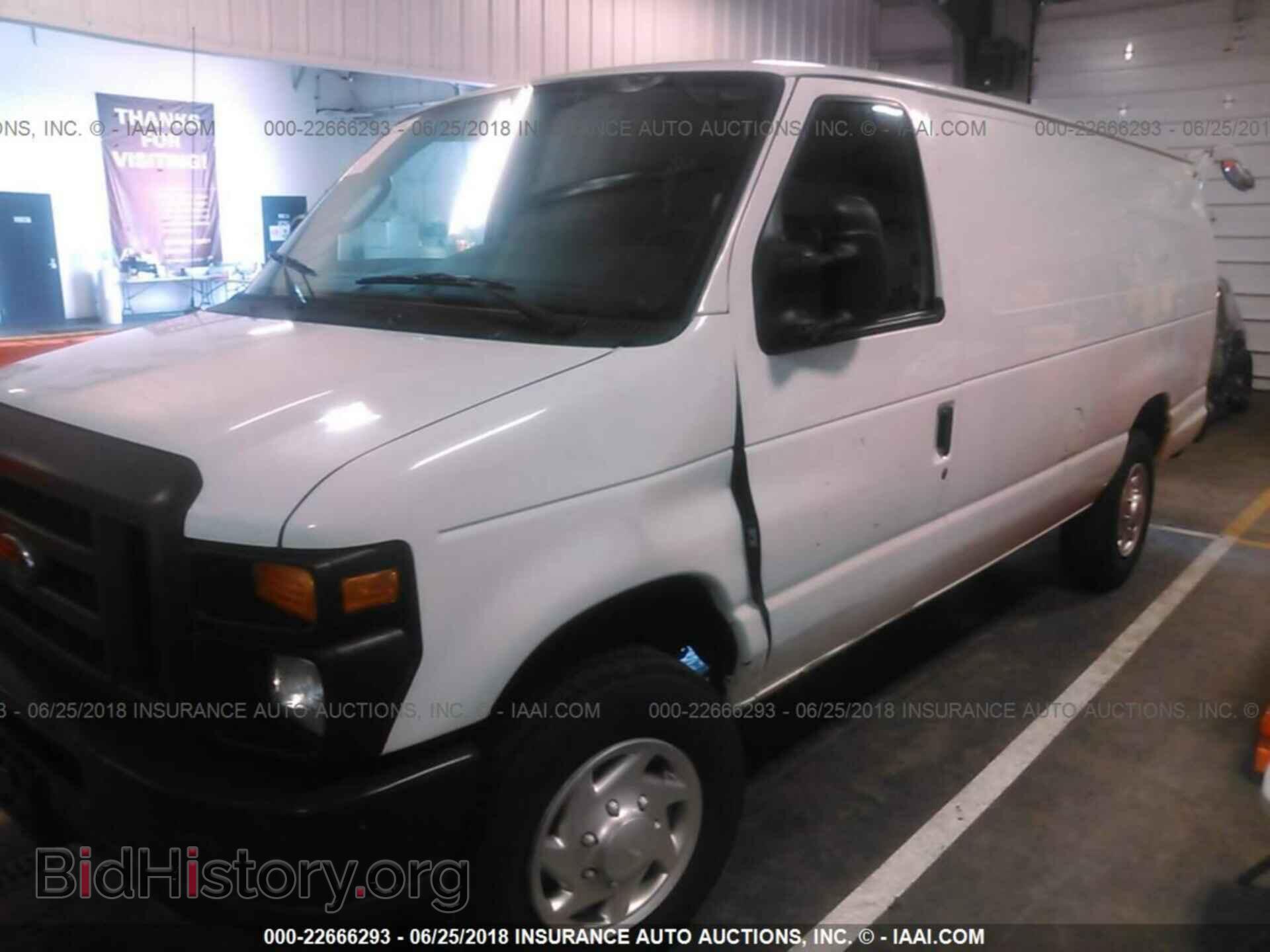 2011 Ford Econoline - VIN: 1FTSS3EL3BDA40642 - Photo 2
