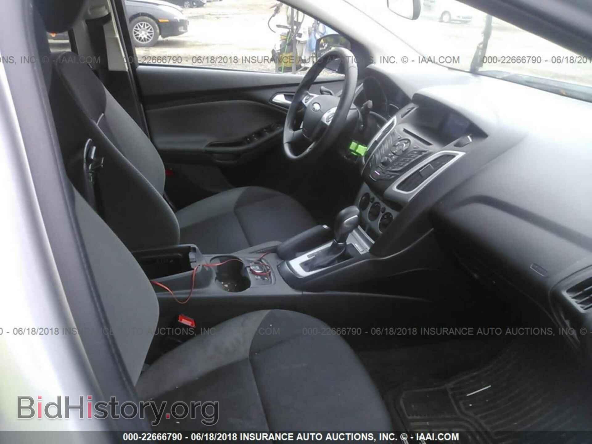 2014 Ford Focus - VIN: 1FADP3F25EL271087 - Фото 5