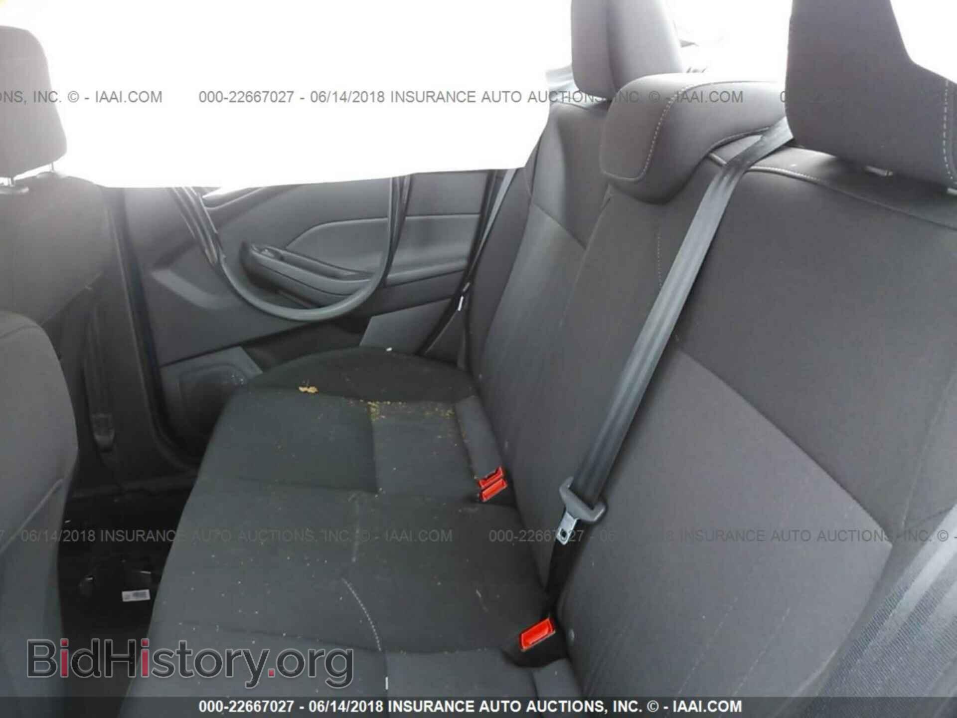 2018 Ford Focus - VIN: 1FADP3F26JL212639 - Фото 8