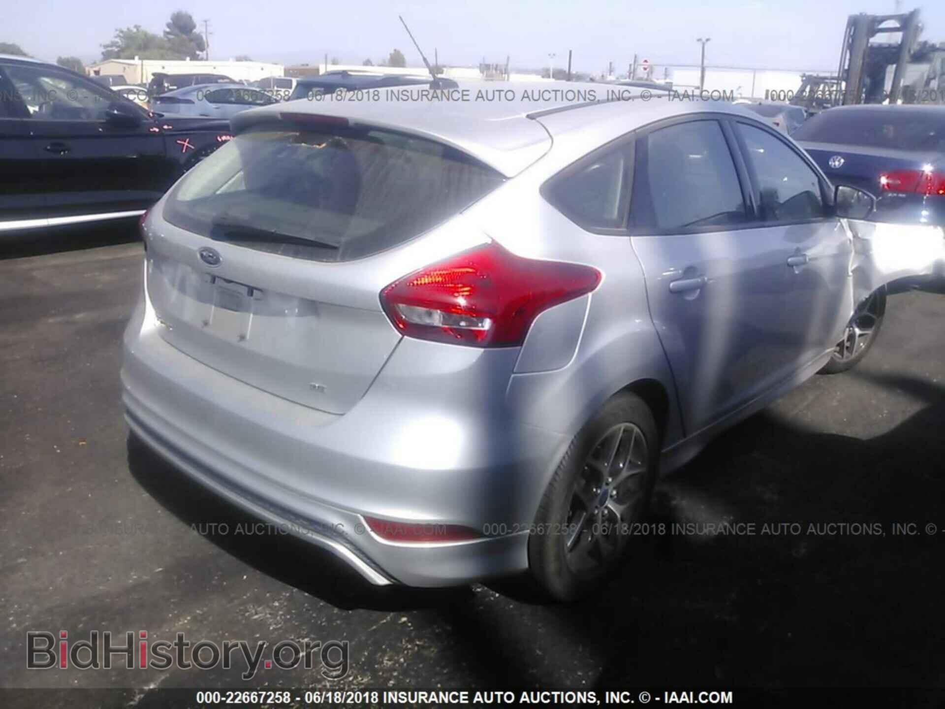 2015 Ford Focus - VIN: 1FADP3K23FL369459 - Фото 4