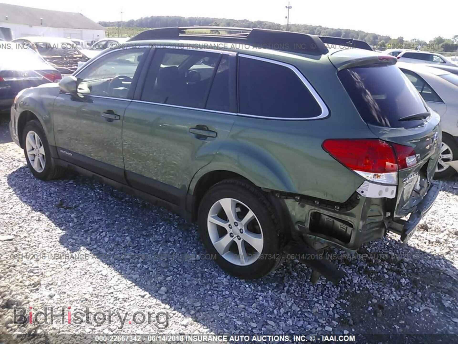 2013 Subaru Outback - VIN: 4S4BRBCC4D3247120 - Photo 3