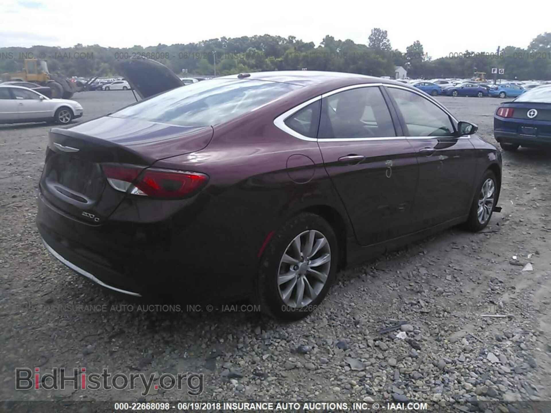 2015 Chrysler 200 - VIN: 1C3CCCCB8FN549318 - Photo 4