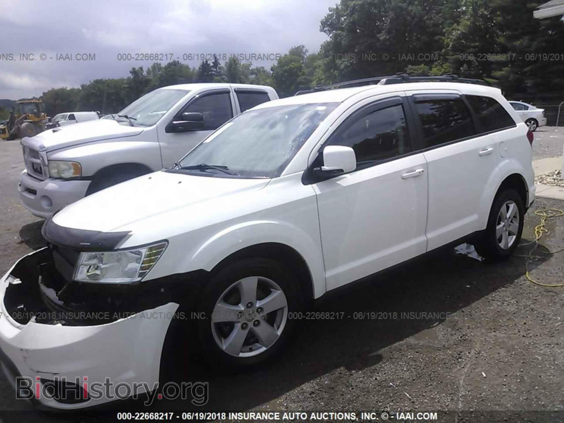 2012 Dodge Journey - VIN: 3C4PDCCG6CT191136 - Фото 2