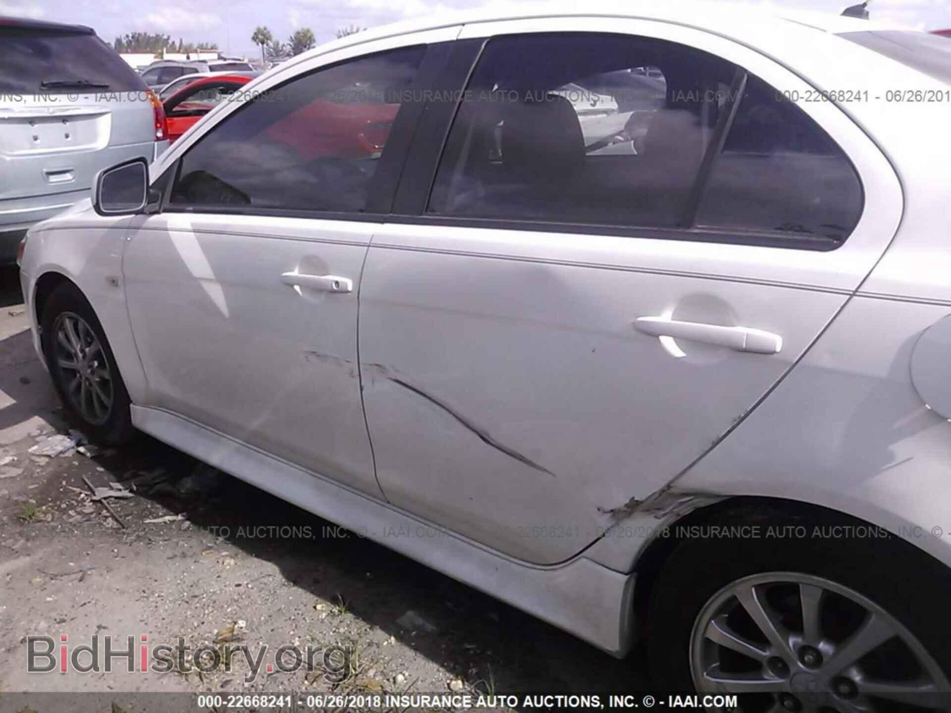 2011 Mitsubishi Lancer - VIN: JA32U2FU0BU021069 - Фото 6