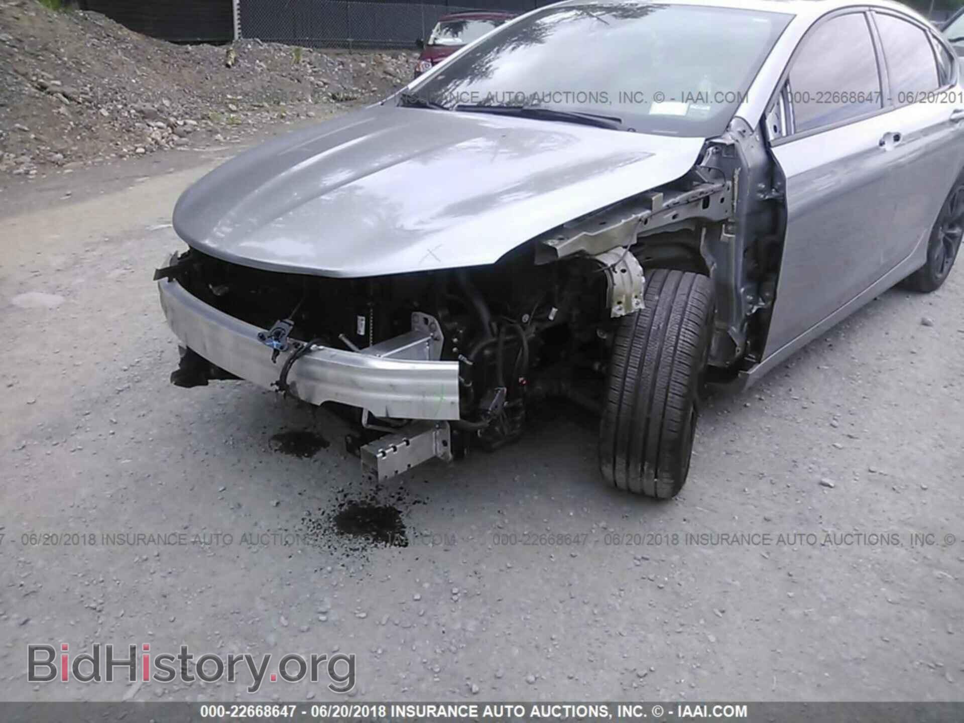 2015 Chrysler 200 - VIN: 1C3CCCDG7FN656659 - Photo 6