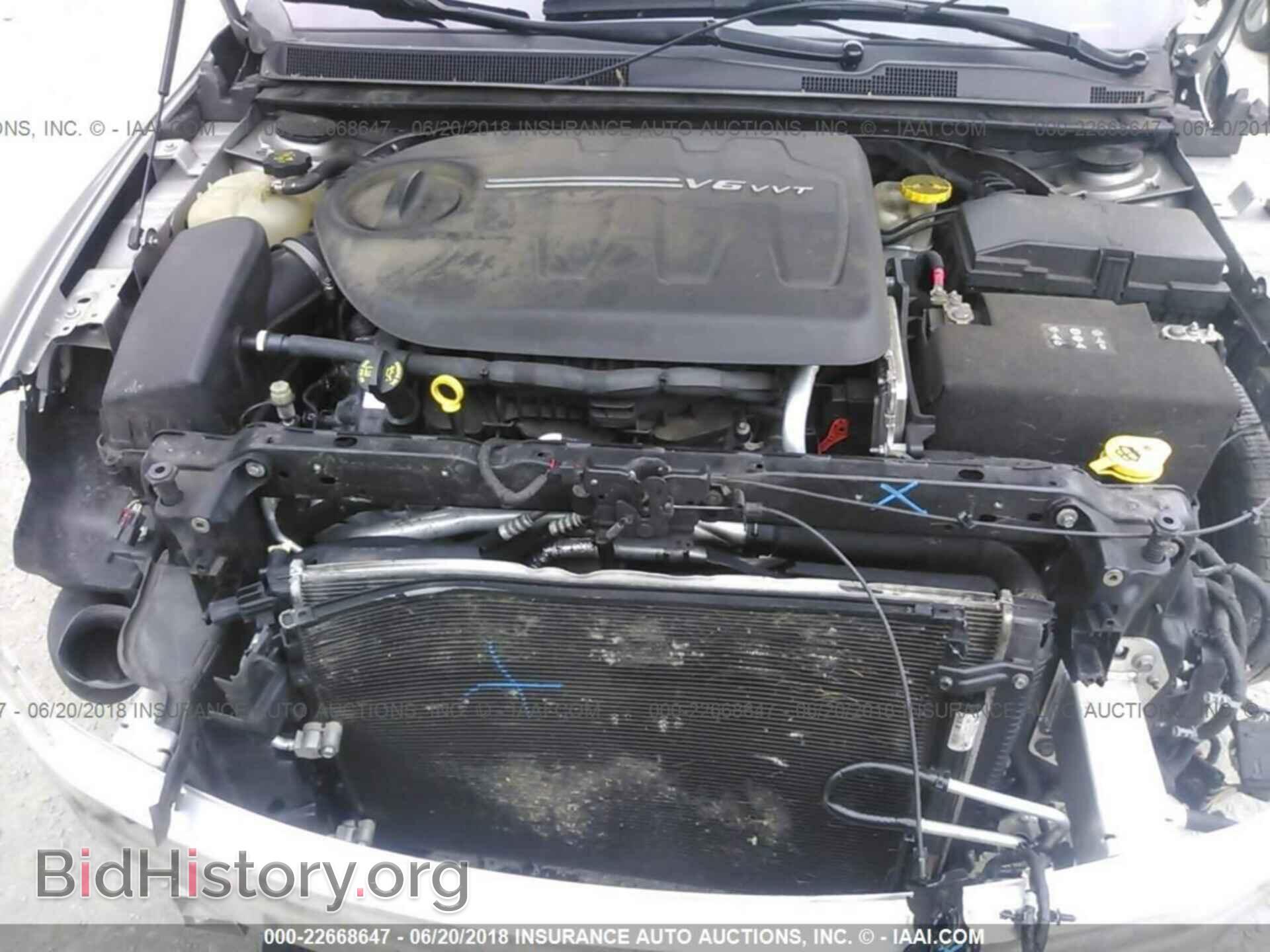 2015 Chrysler 200 - VIN: 1C3CCCDG7FN656659 - Photo 10