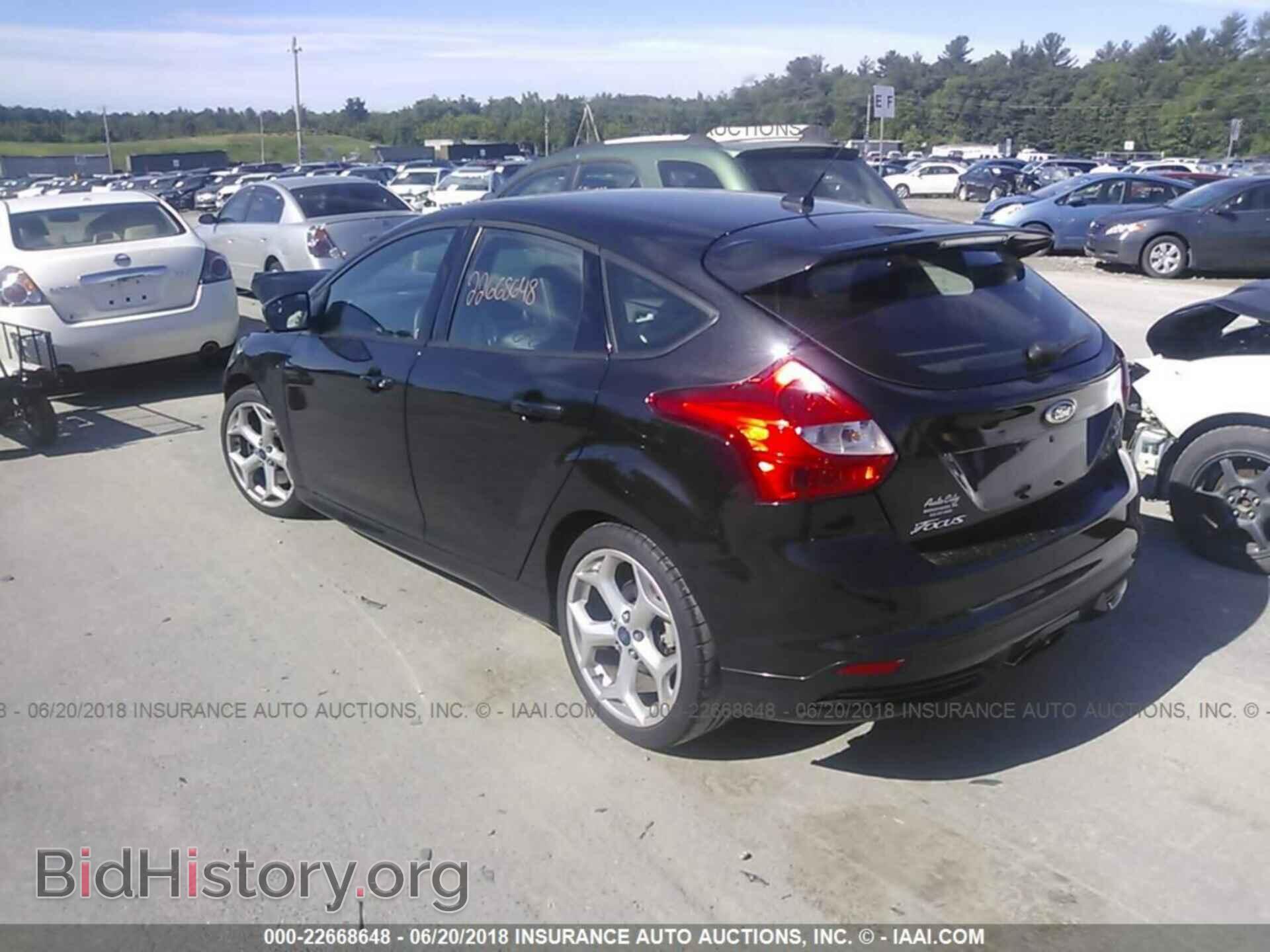 2013 Ford Focus - VIN: 1FADP3L96DL191765 - Photo 3