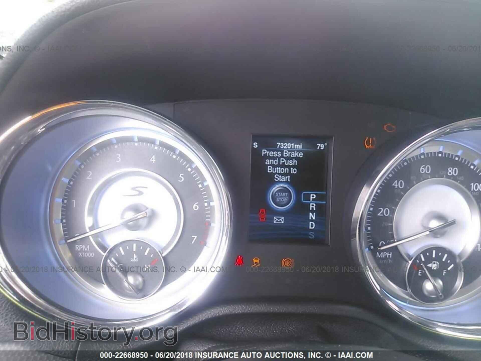 2014 CHRYSLER 300 - VIN: 2C3CCABG4EH344992 - Фото 7