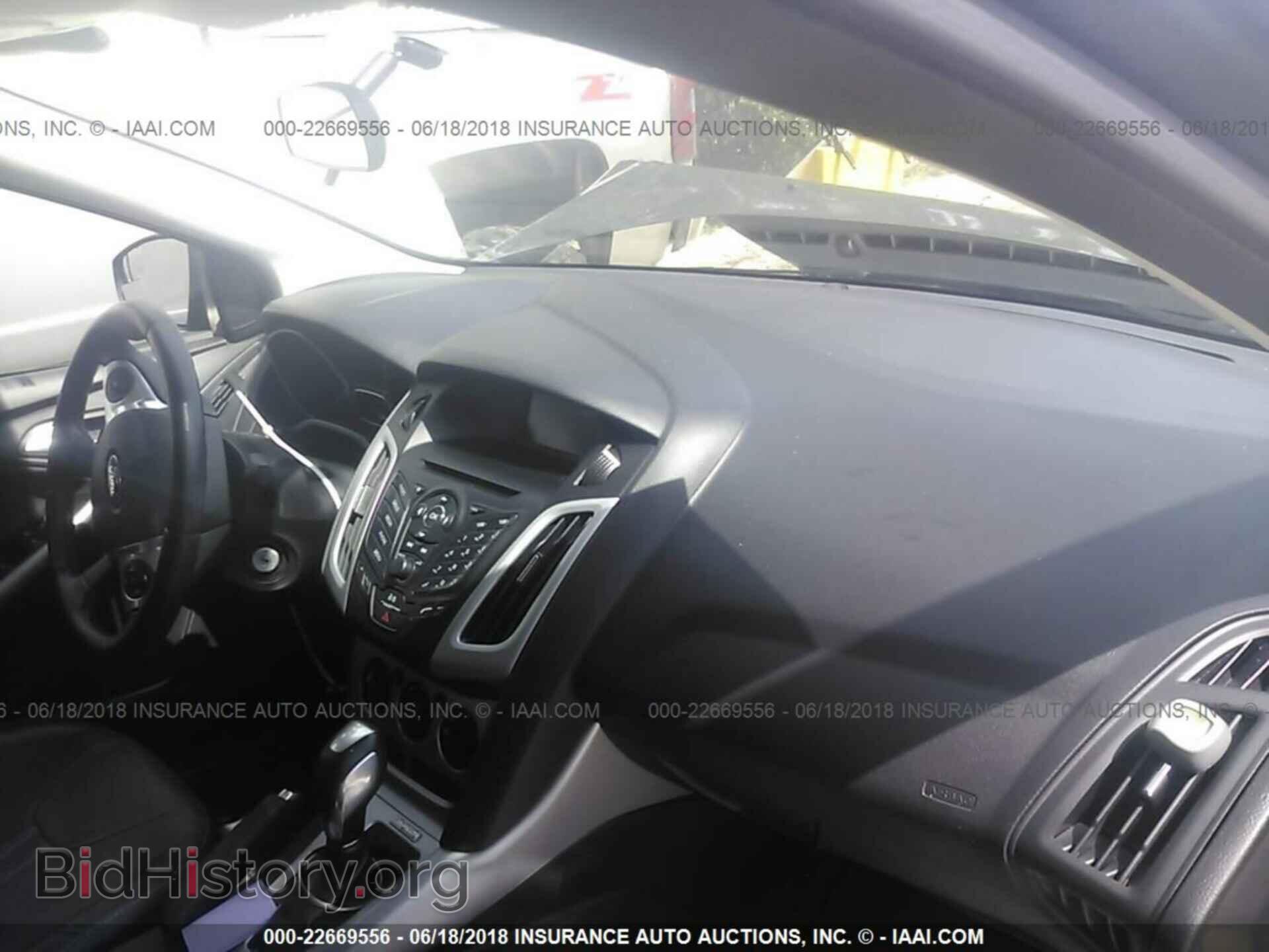 2014 Ford Focus - VIN: 1FADP3F27EL447816 - Фото 5