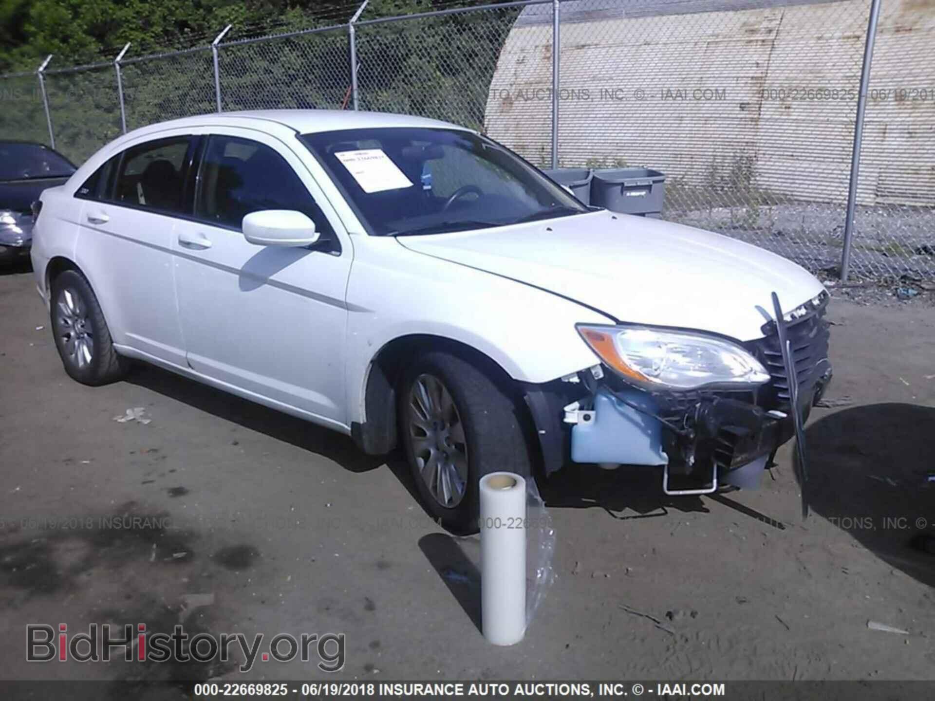 Фотография 1C3CCBAB7CN226287 - Chrysler 200 2012