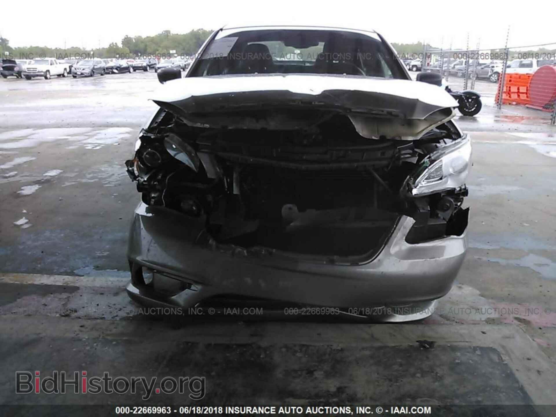 2013 Chrysler 200 - VIN: 1C3CCBBB8DN701977 - Photo 6
