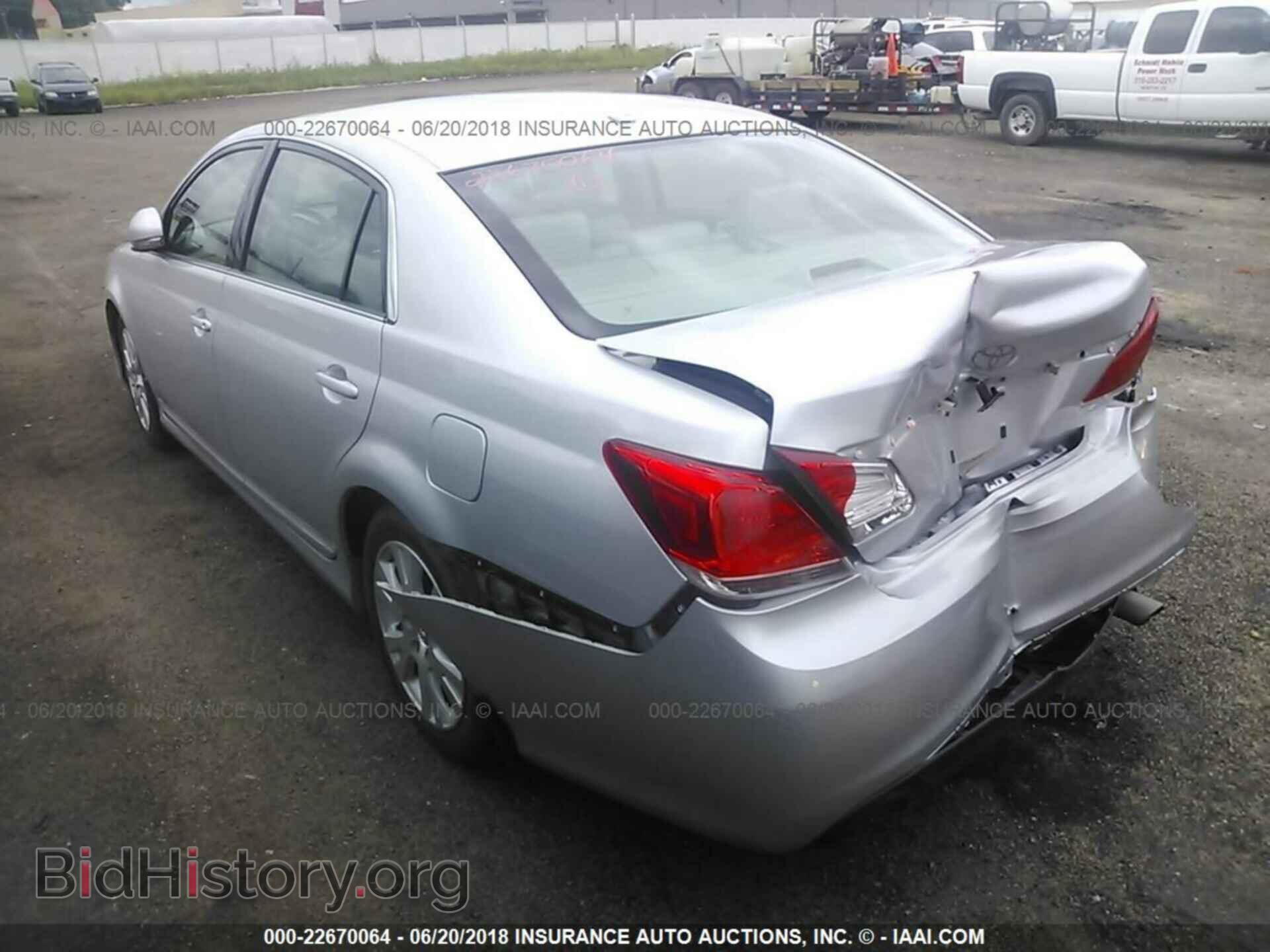 2012 Toyota Avalon - VIN: 4T1BK3DBXCU460176 - Фото 3