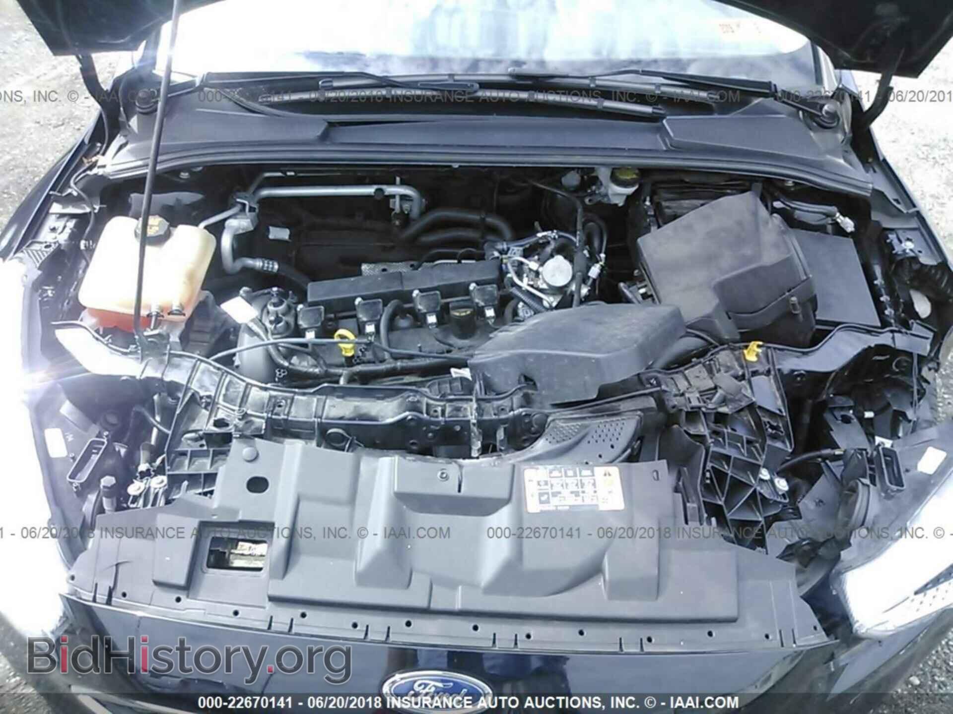 2016 Ford Focus - VIN: 1FADP3F21GL350503 - Photo 10