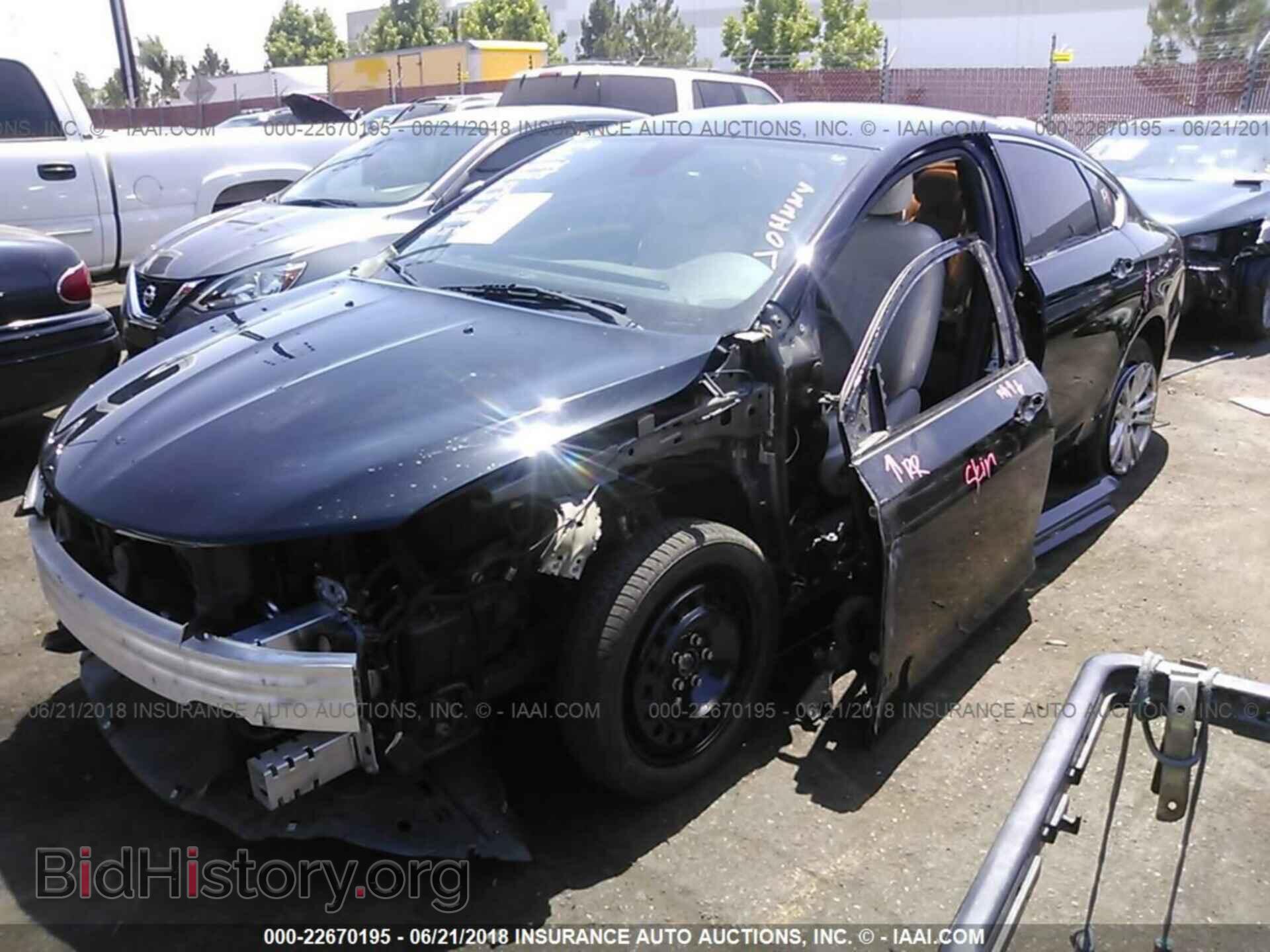 2015 Chrysler 200 - VIN: 1C3CCCAB3FN737344 - Фото 2