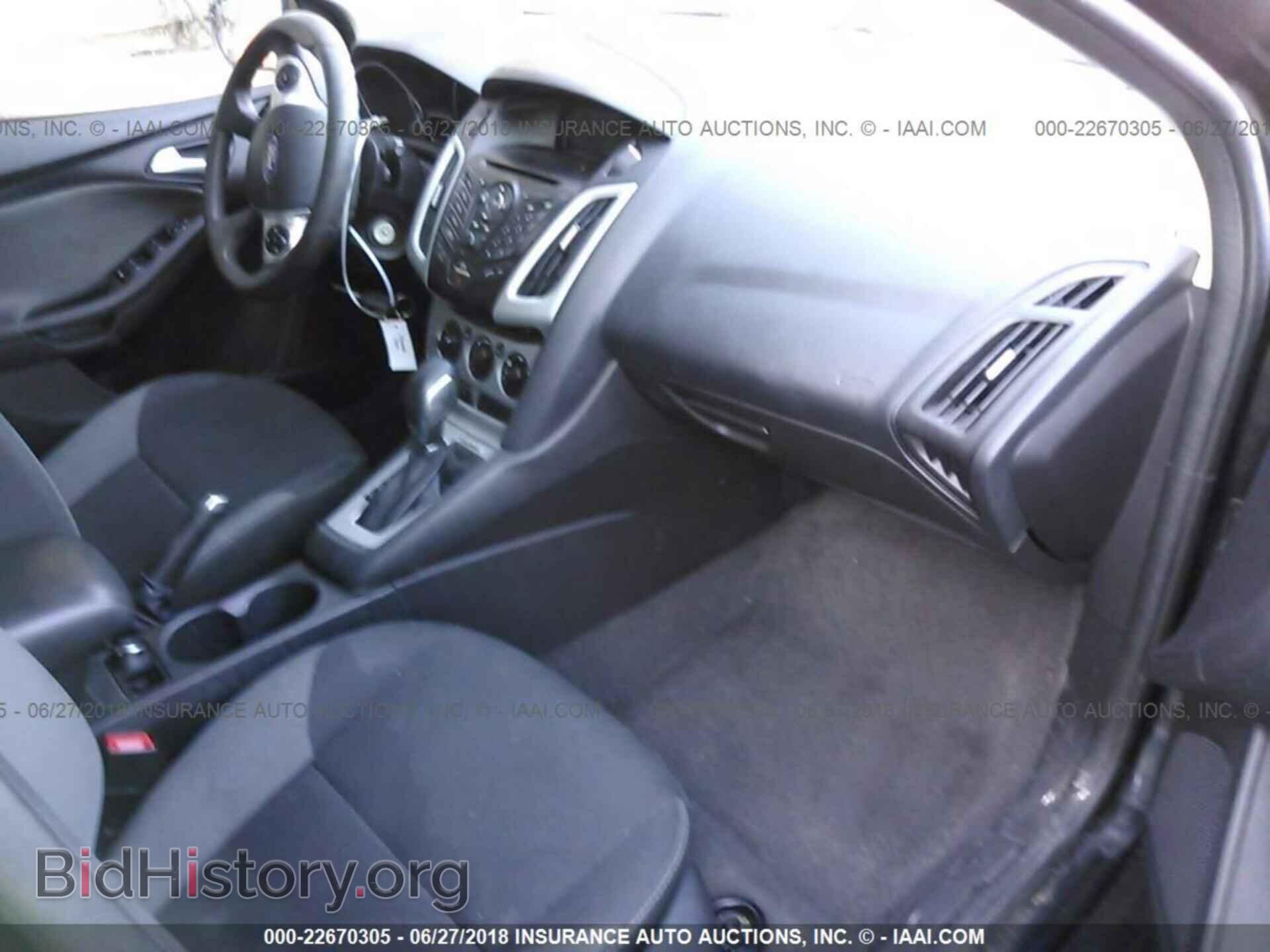 2014 Ford Focus - VIN: 1FADP3K24EL392425 - Фото 5