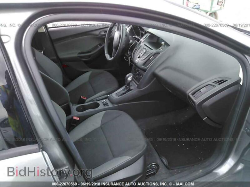 2012 Ford FOCUS (VIN 1FAHP3E22CL413430) — фото 5 из 10