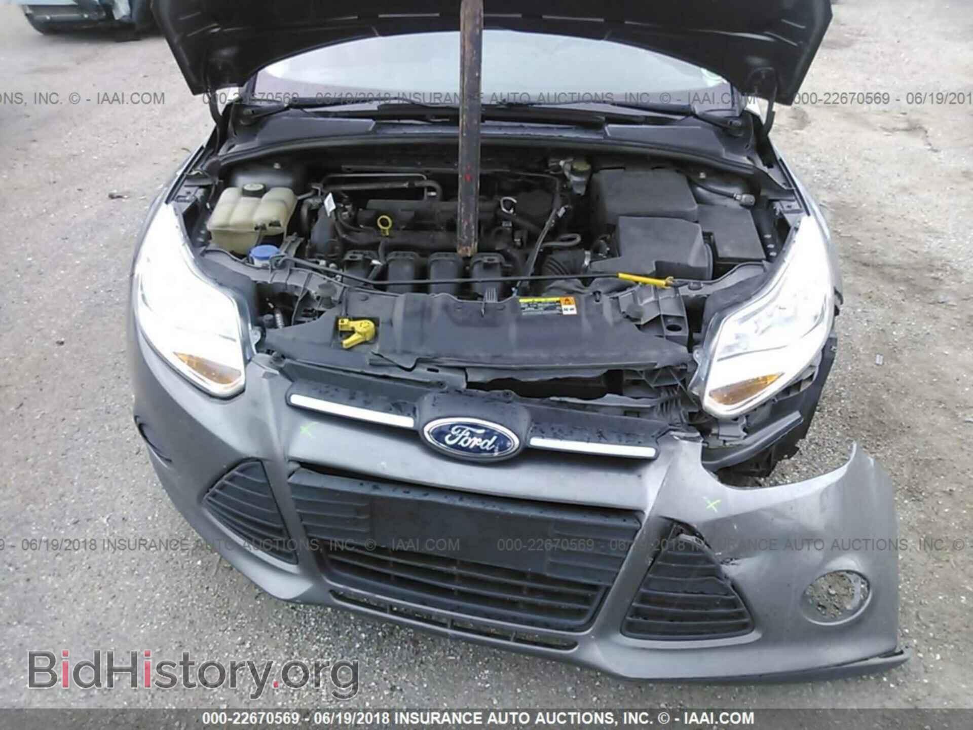 2012 Ford Focus - VIN: 1FAHP3E22CL413430 - Photo 10
