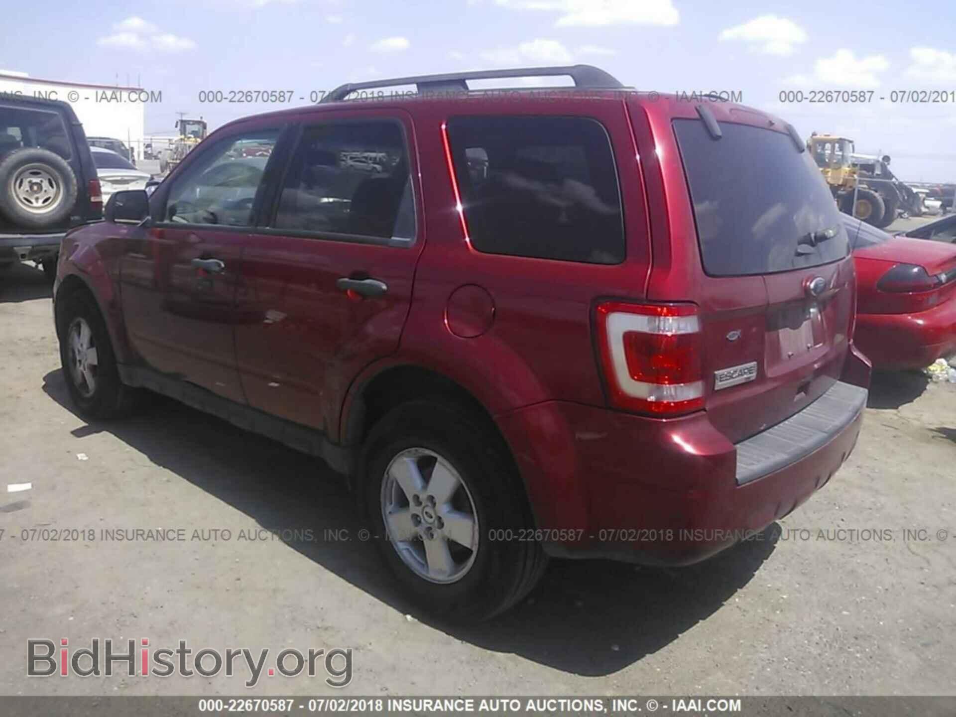 2012 Ford Escape - VIN: 1FMCU0D76CKB35108 - Photo 3