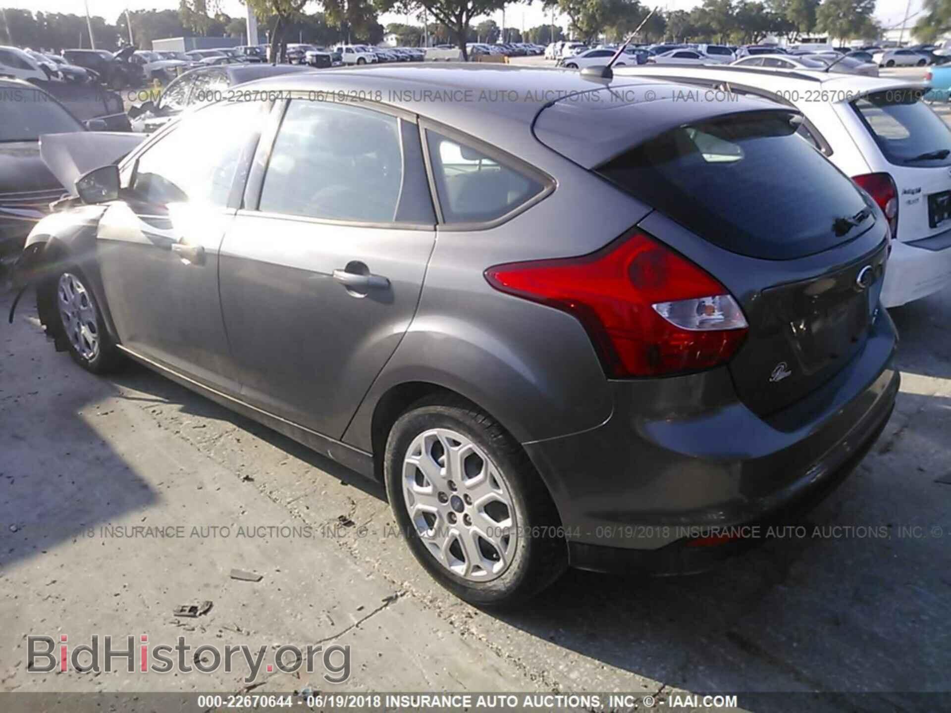 2012 Ford Focus - VIN: 1FAHP3K20CL365849 - Photo 3