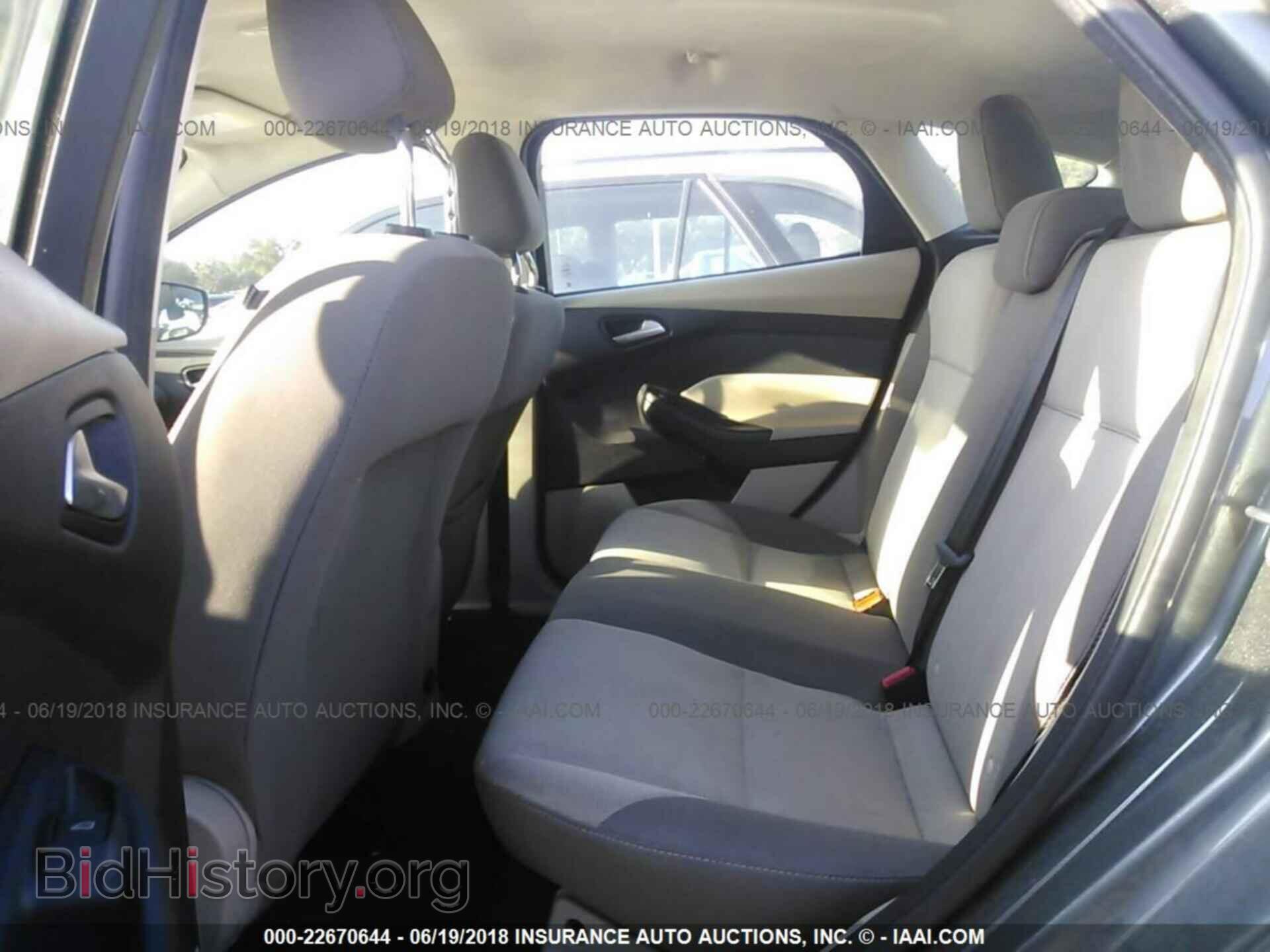 2012 Ford Focus - VIN: 1FAHP3K20CL365849 - Photo 8