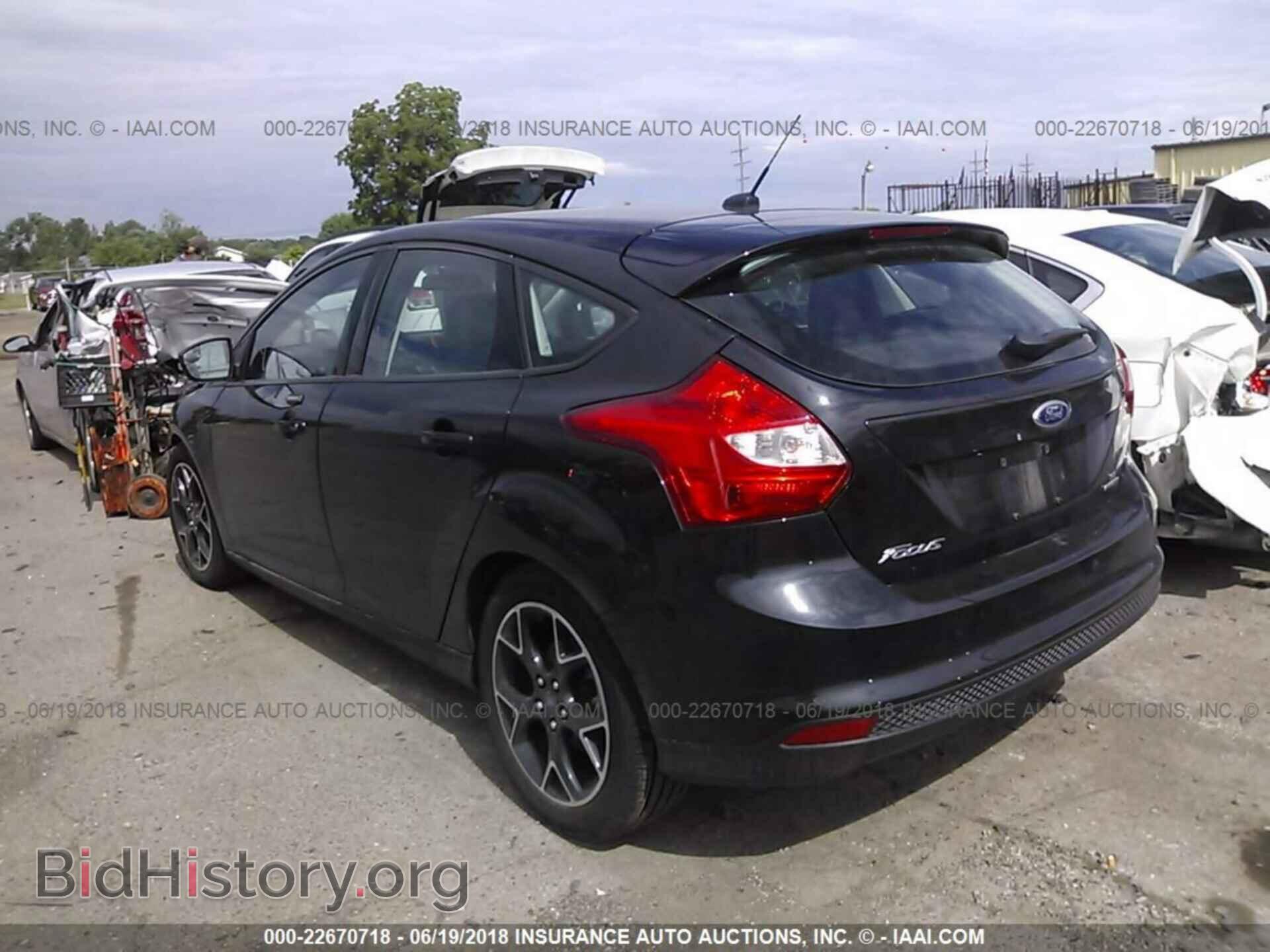2014 Ford Focus - VIN: 1FADP3K29EL160886 - Фото 3