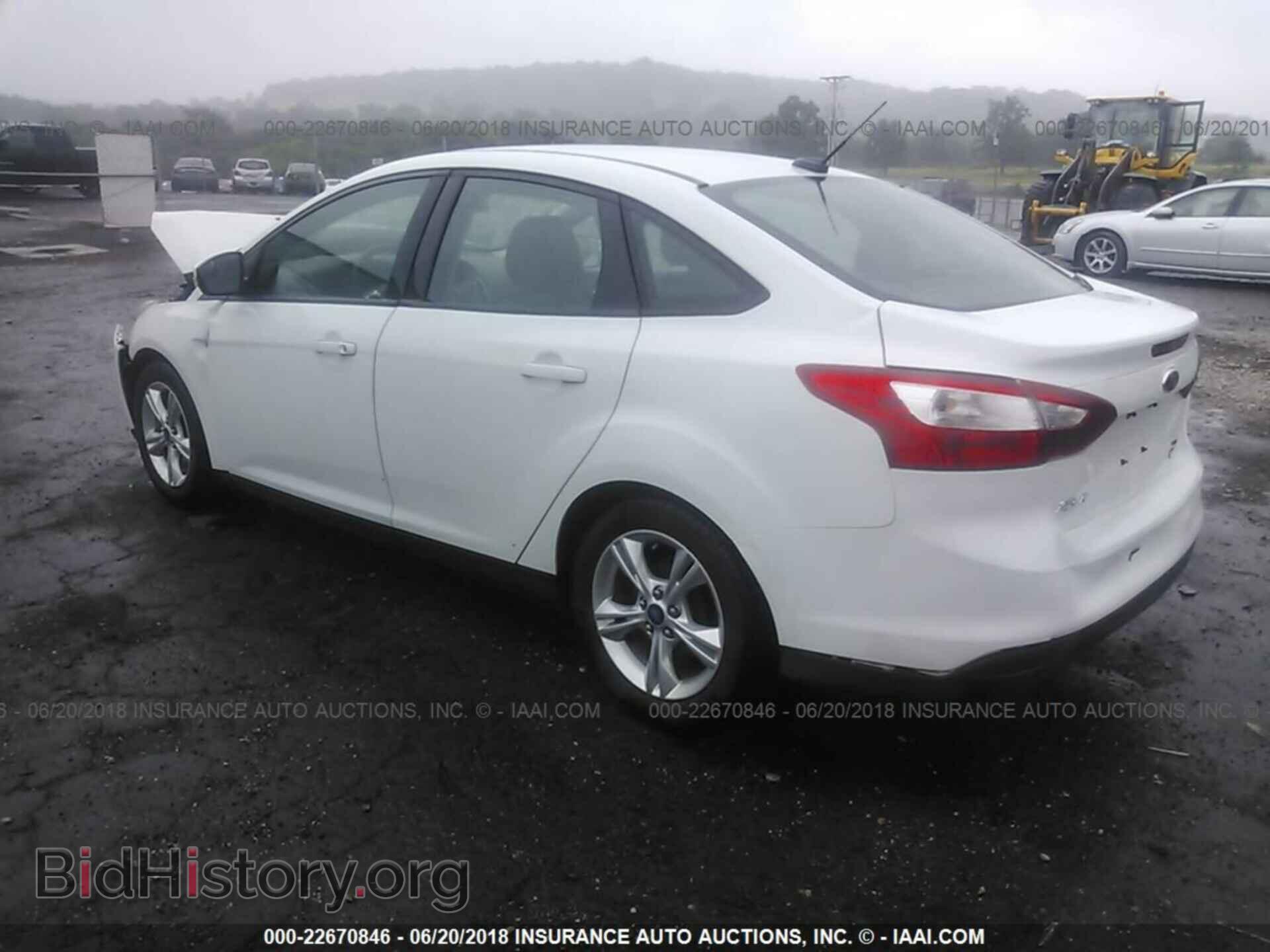2014 Ford Focus - VIN: 1FADP3F27EL150562 - Фото 3