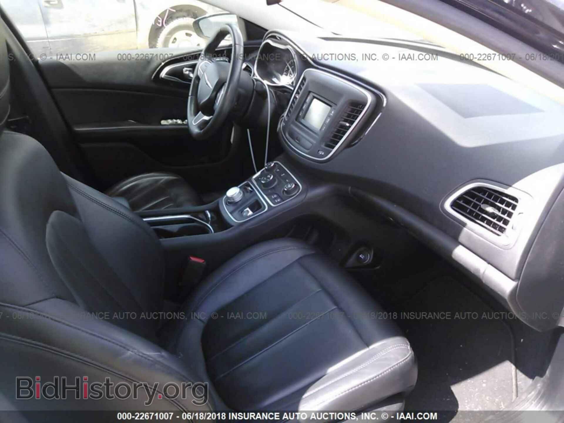 2015 Chrysler 200 - VIN: 1C3CCCCB2FN545295 - Photo 5