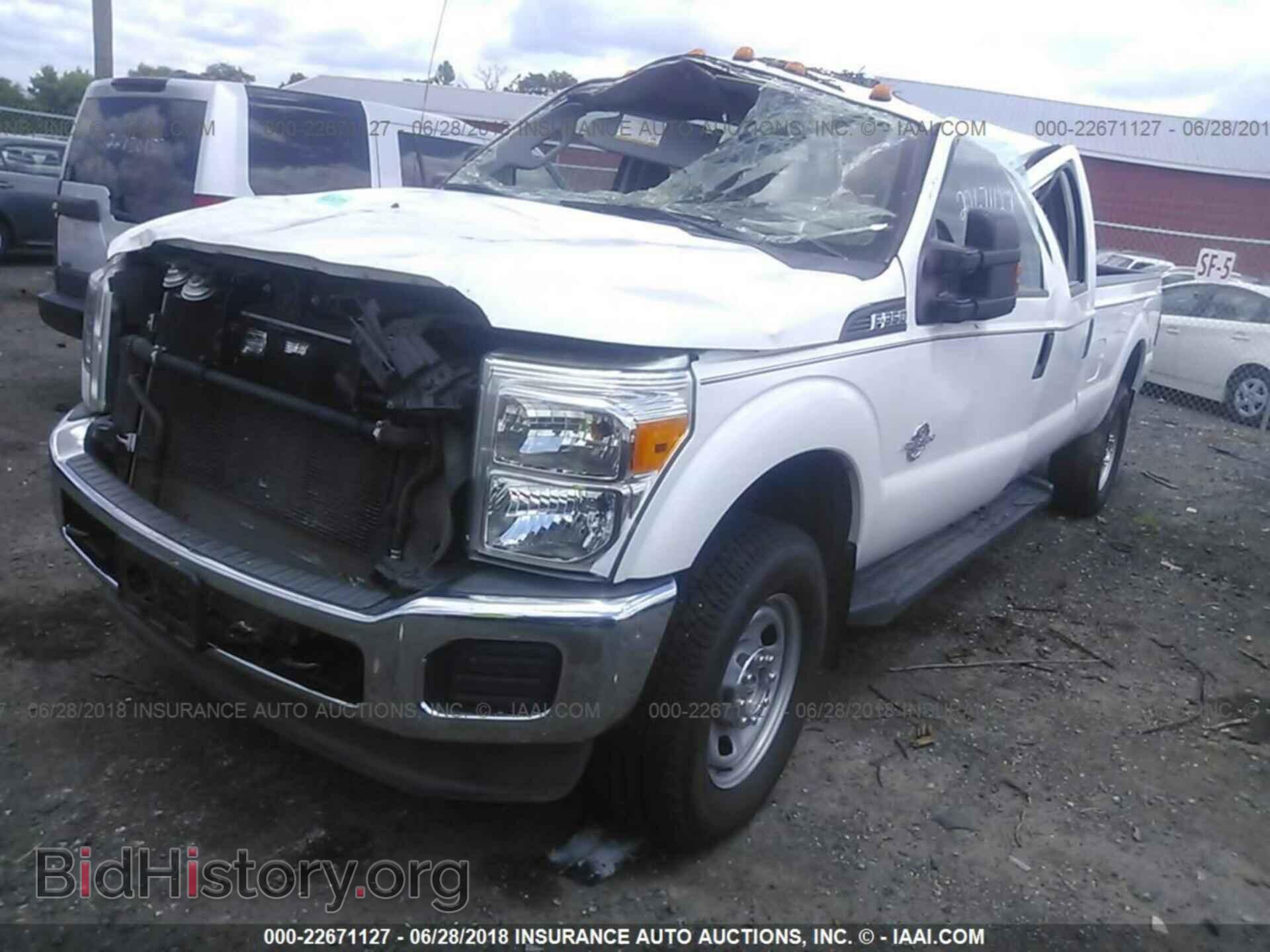 2013 Ford F350 - VIN: 1FT8W3BT2DEB02824 - Фото 2
