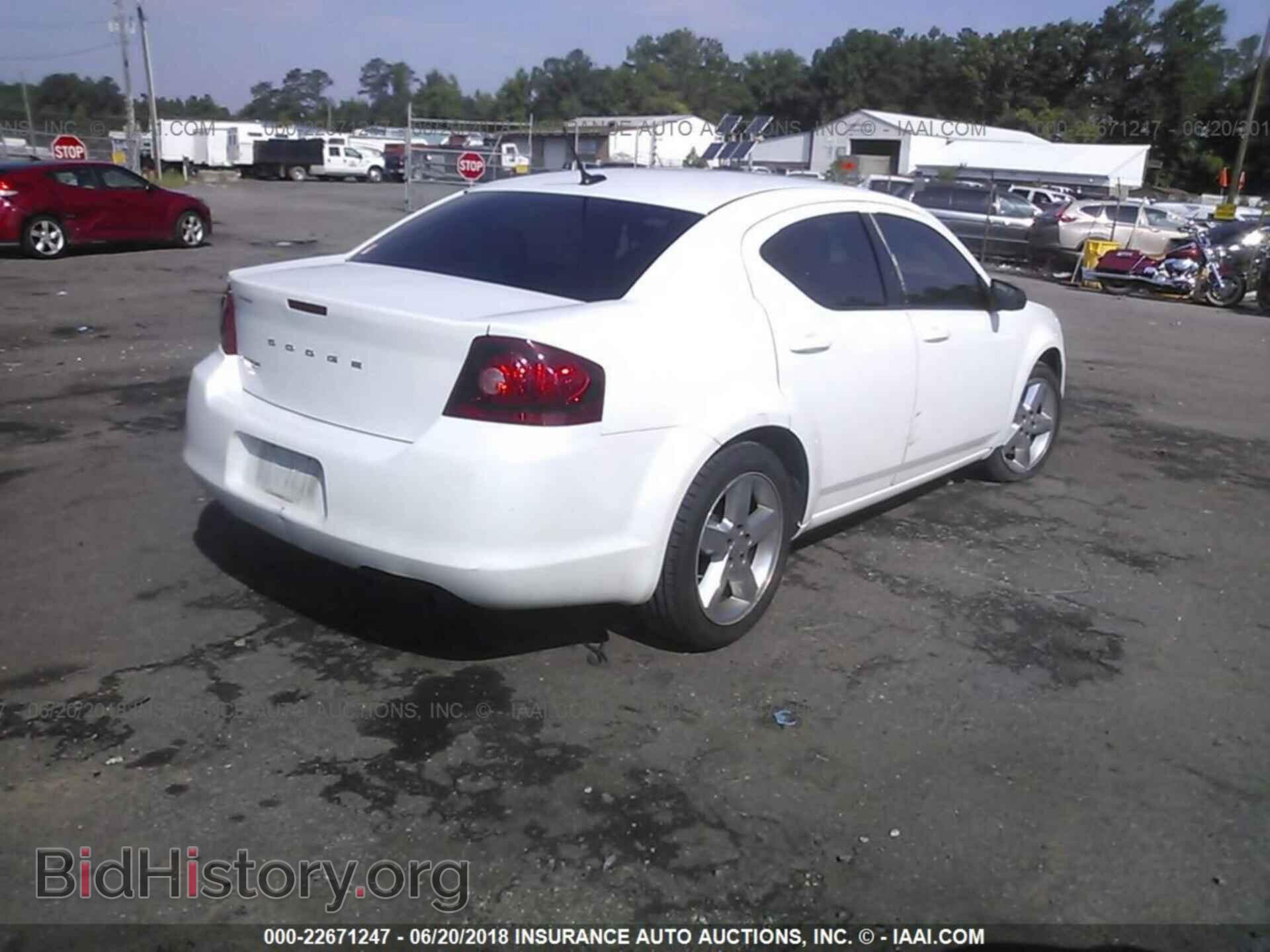 2012 Dodge Avenger - VIN: 1C3CDZAB1CN231992 - Photo 4