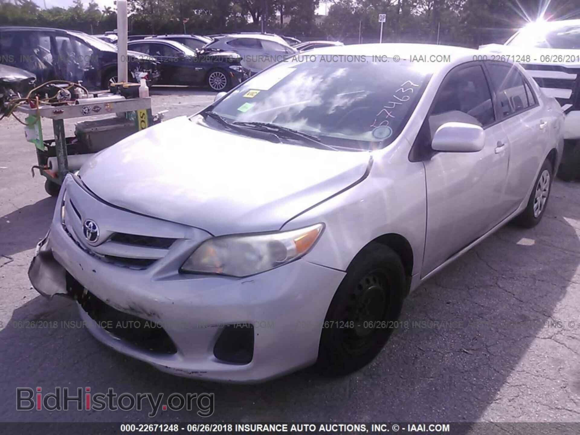 2011 Toyota Corolla - VIN: 2T1BU4EE8BC574637 - Фото 2