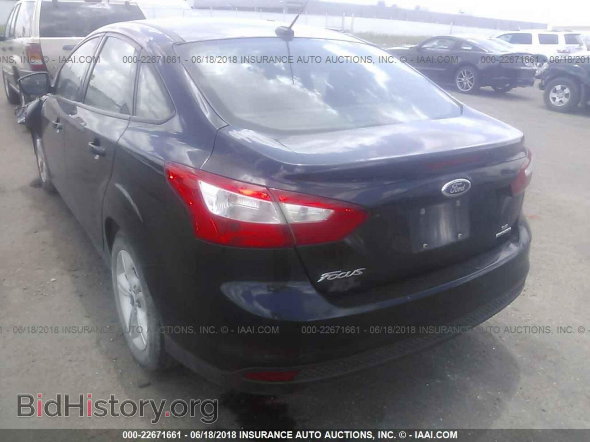 2013 Ford Focus - VIN: 1FADP3F24DL234482 - Photo 3