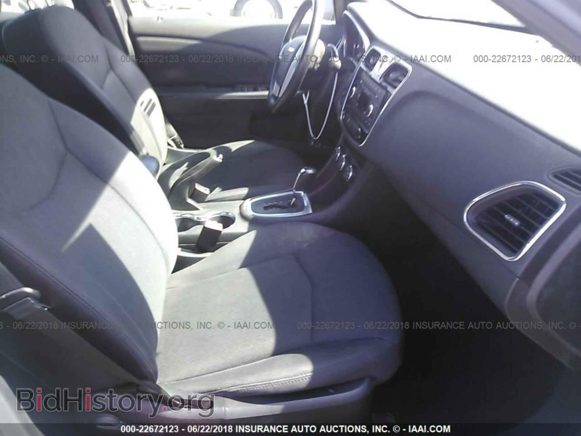 2013 Chrysler 200 - VIN: 1C3CCBBG8DN573414 - Photo 5