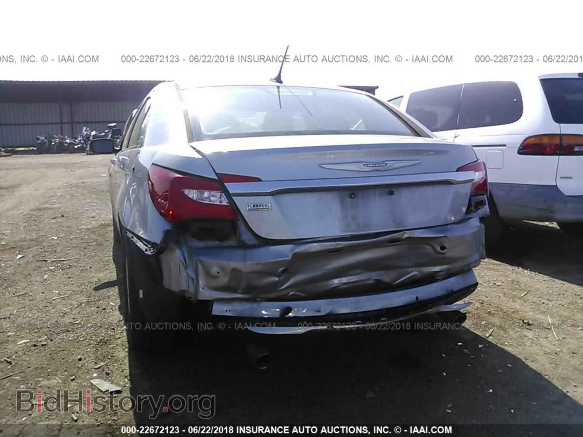 2013 Chrysler 200 - VIN: 1C3CCBBG8DN573414 - Photo 6