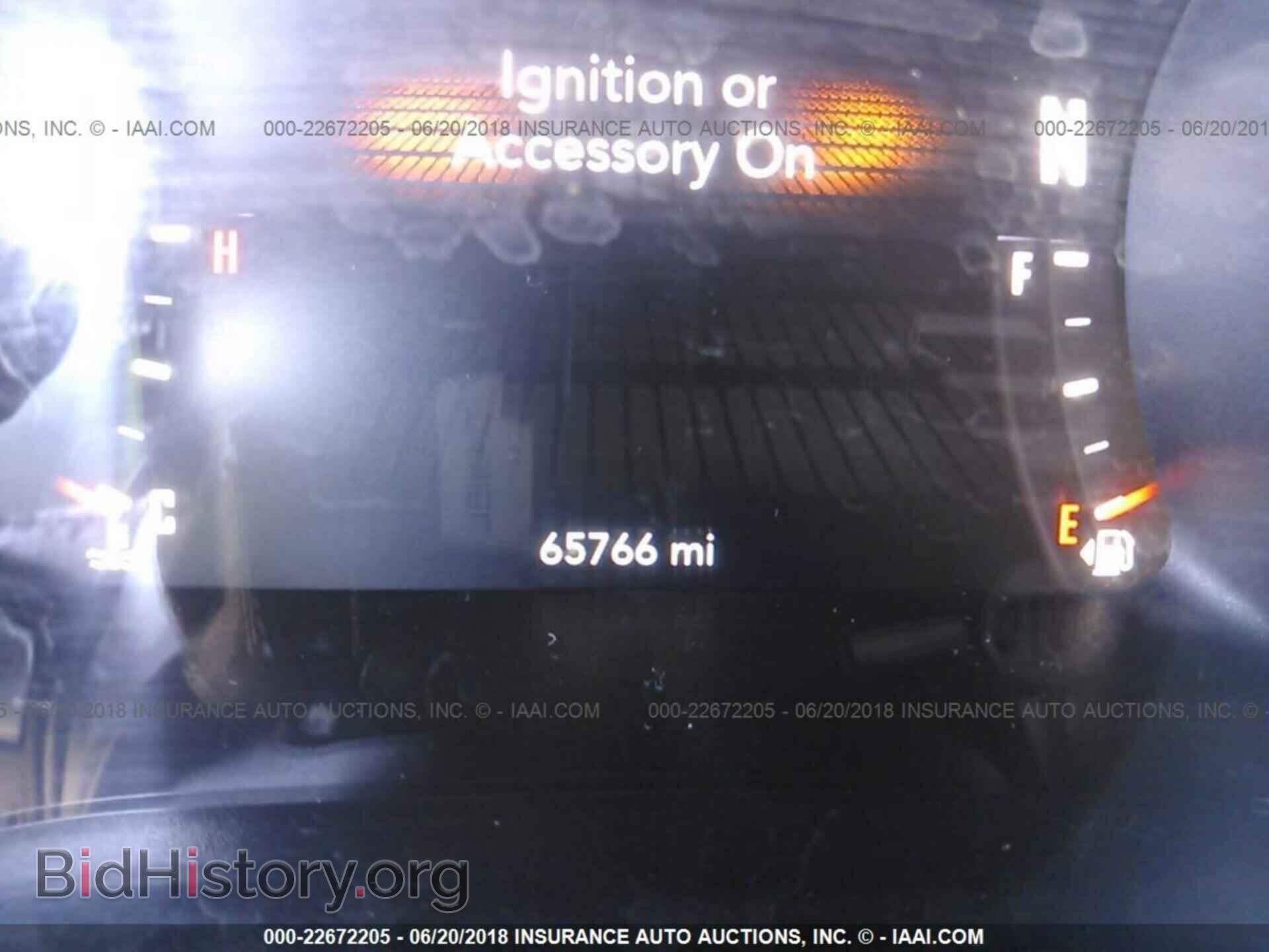 2016 Dodge Challenger - VIN: 2C3CDZBT9GH166041 - Фото 7