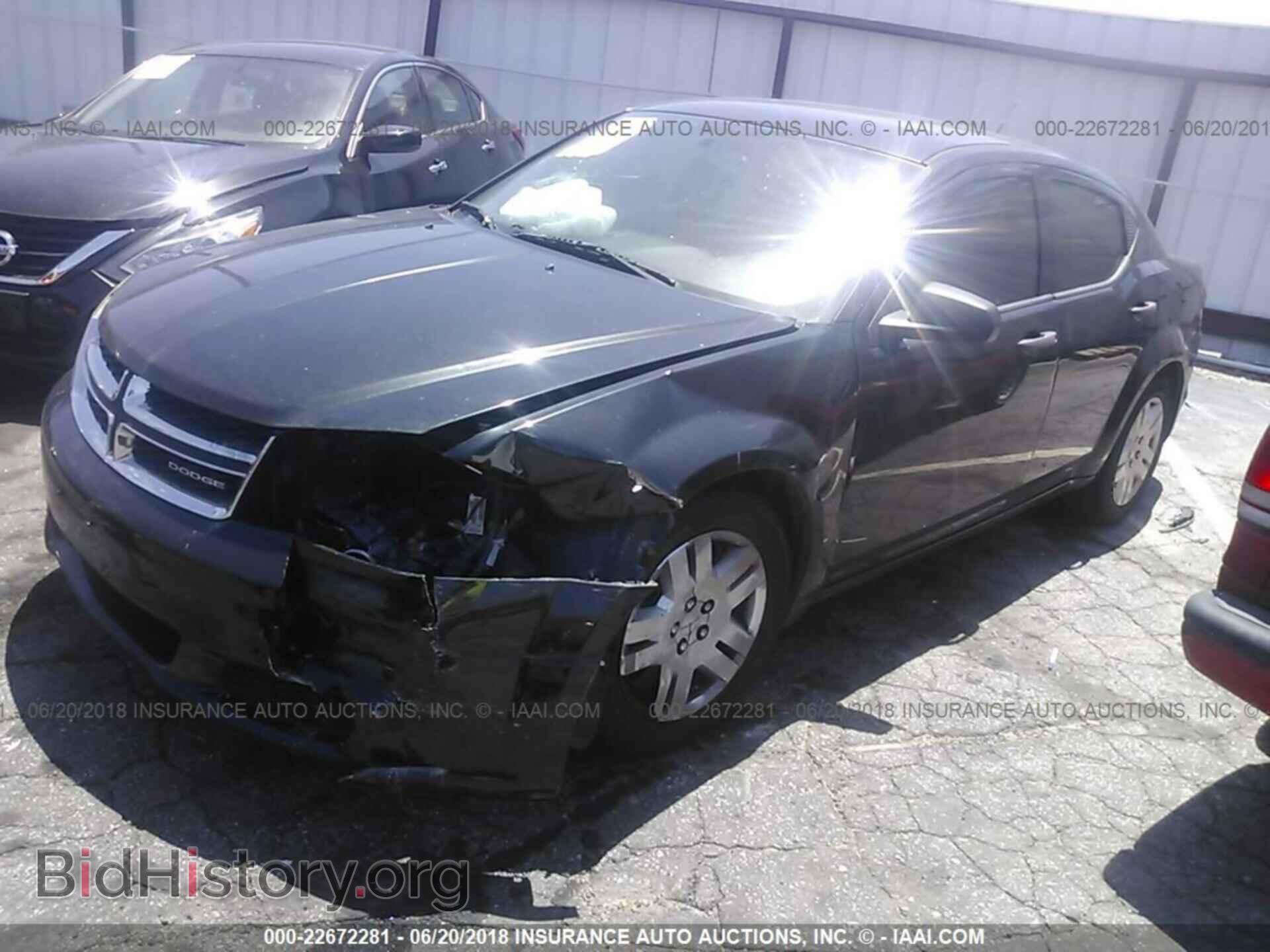 2011 Dodge Avenger - VIN: 1B3BD4FB9BN517155 - Фото 2